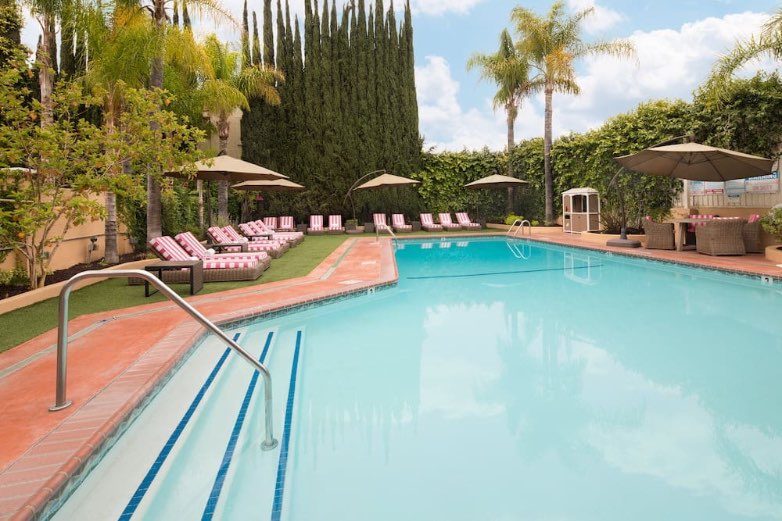 Hollywood Hotel Pool