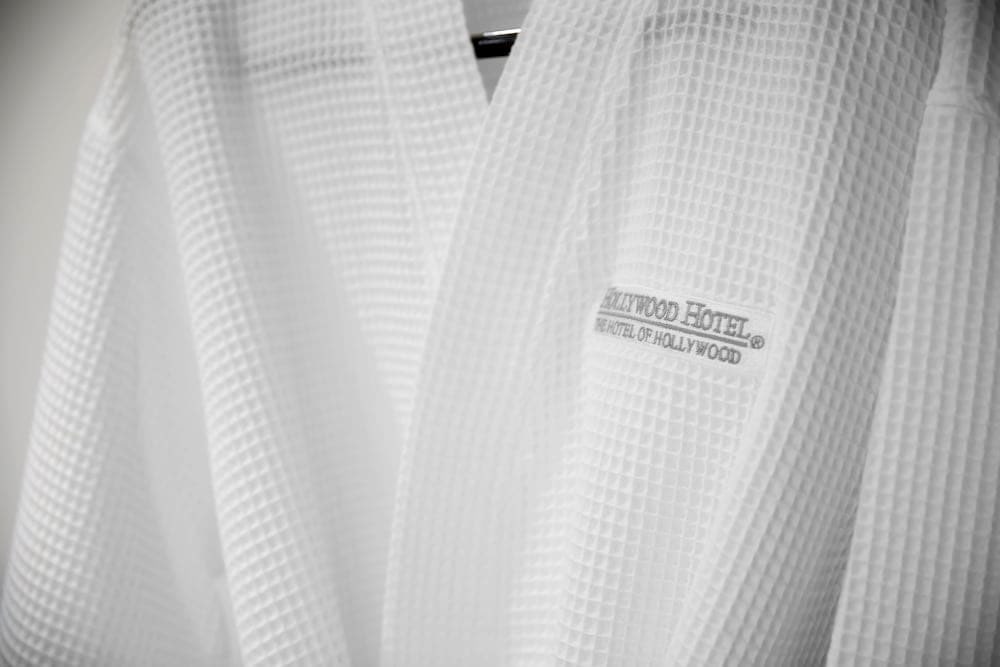 Hollywood Hotel Robe