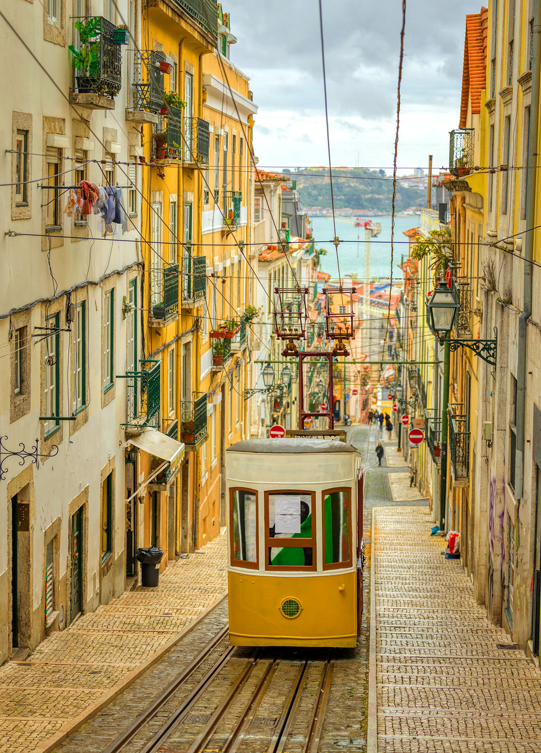 Lisbon-Best-Loved-Hotels