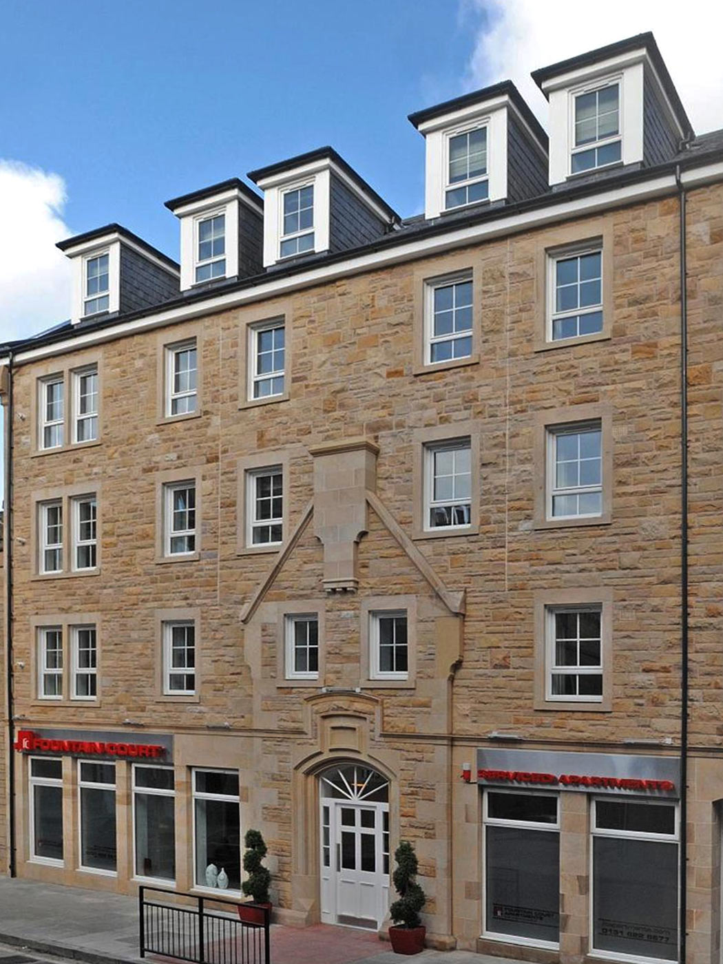 PREMIER-SUITES–Edinburgh-Fountain-Court