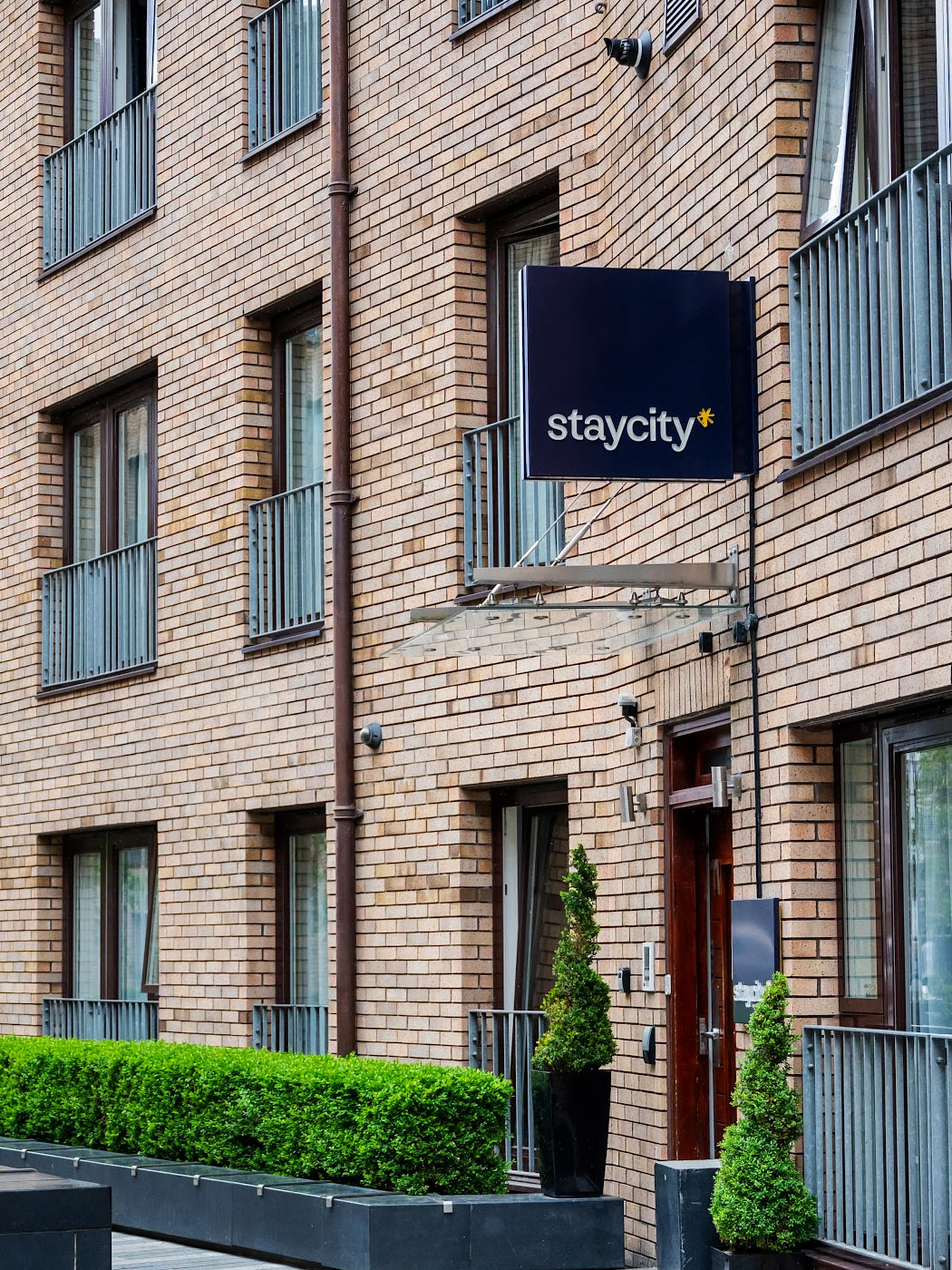 Staycity Aparthotel West End Edinburgh Feature Image