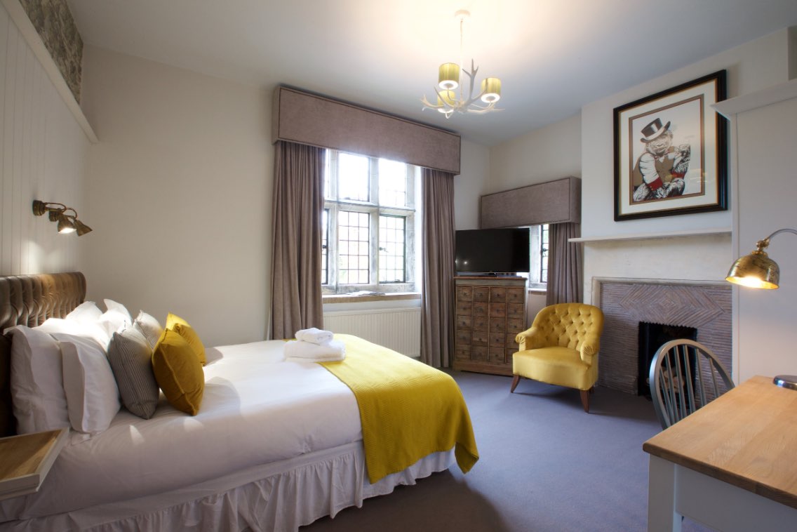 Stonehouse Court Guestroom 6