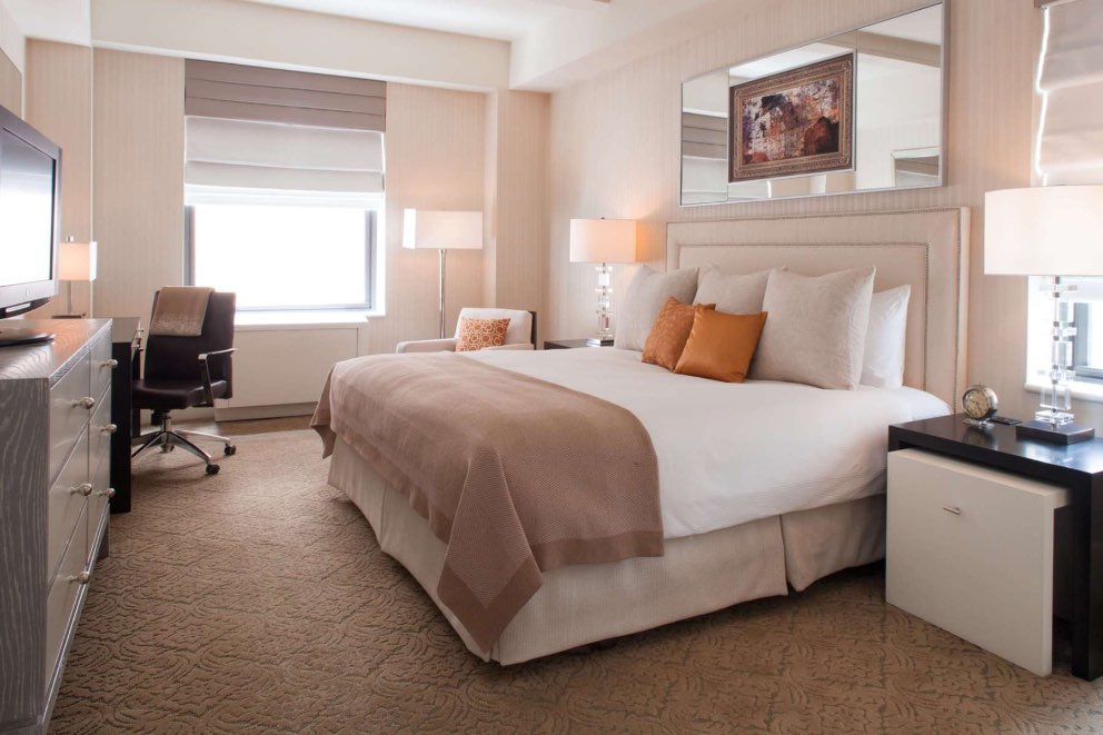 The Benjamin Royal Sonesta New York Guestroom 1