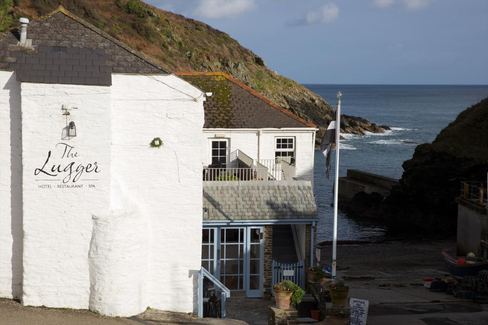 The Lugger Hotel Exterior