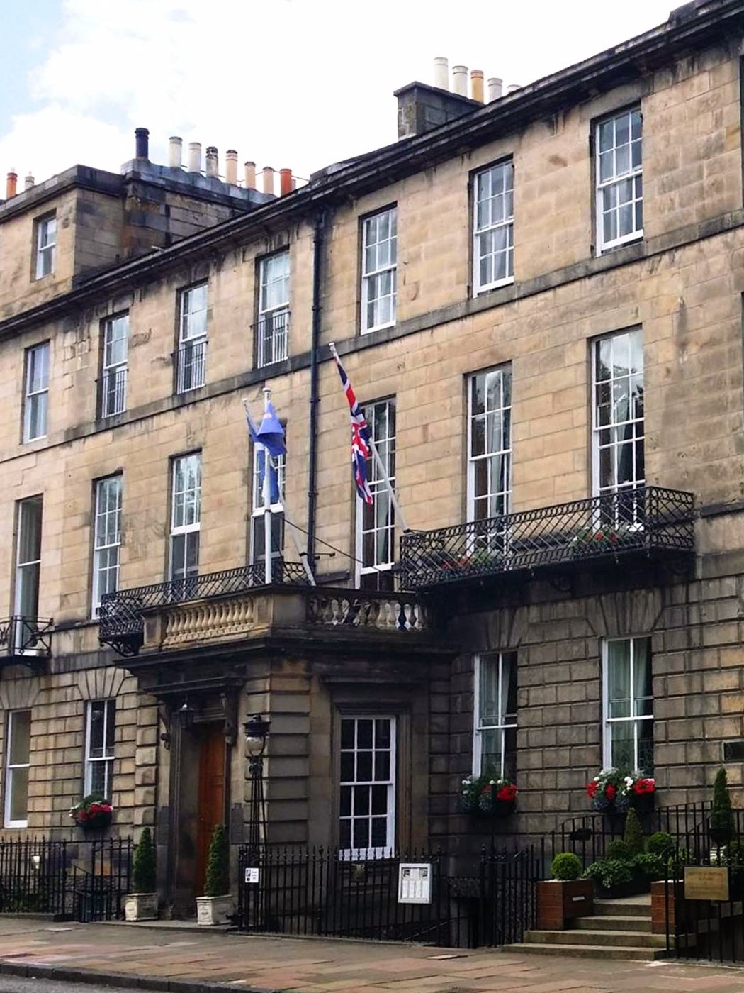 The-Royal-Scots-Club