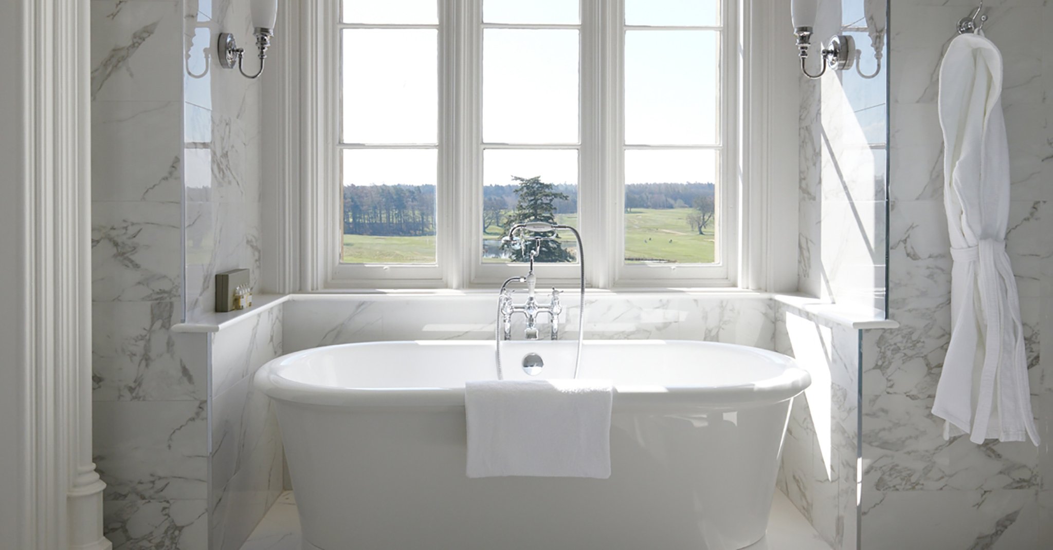 Luxury_Suite_Bath_S