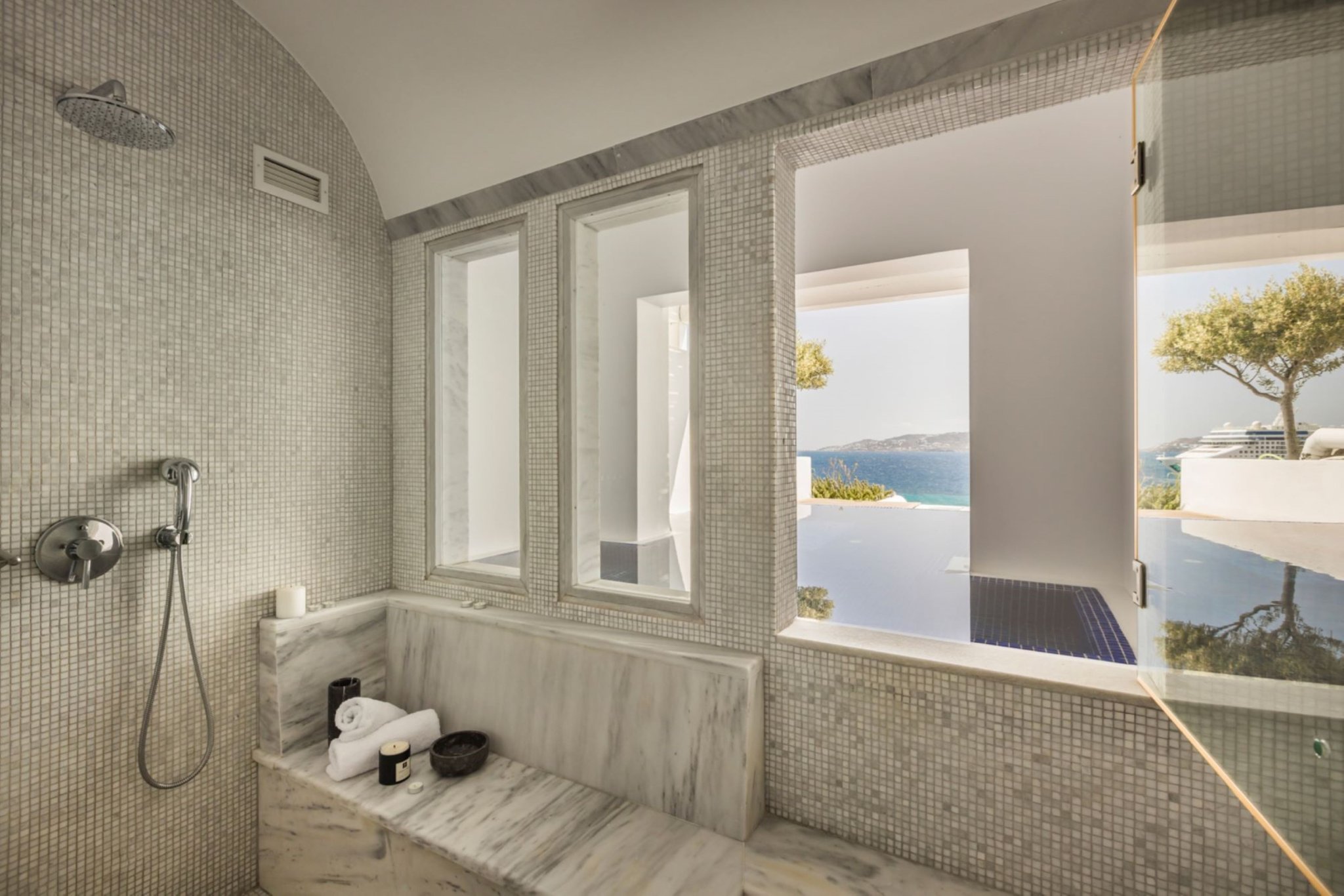 Grace_Suite_Bathroom_S