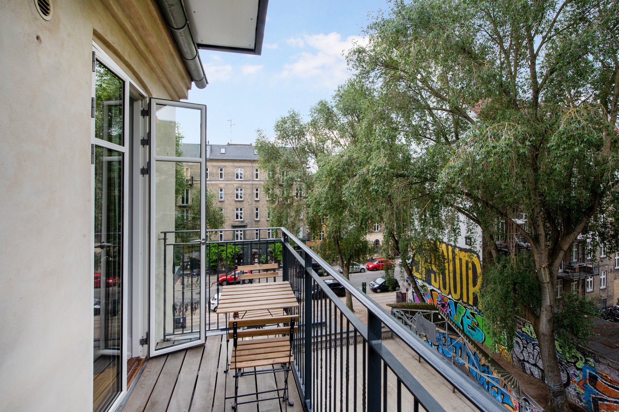 19565_view-from-two-room-apartment-norrebro-sankt-hans-ga_S