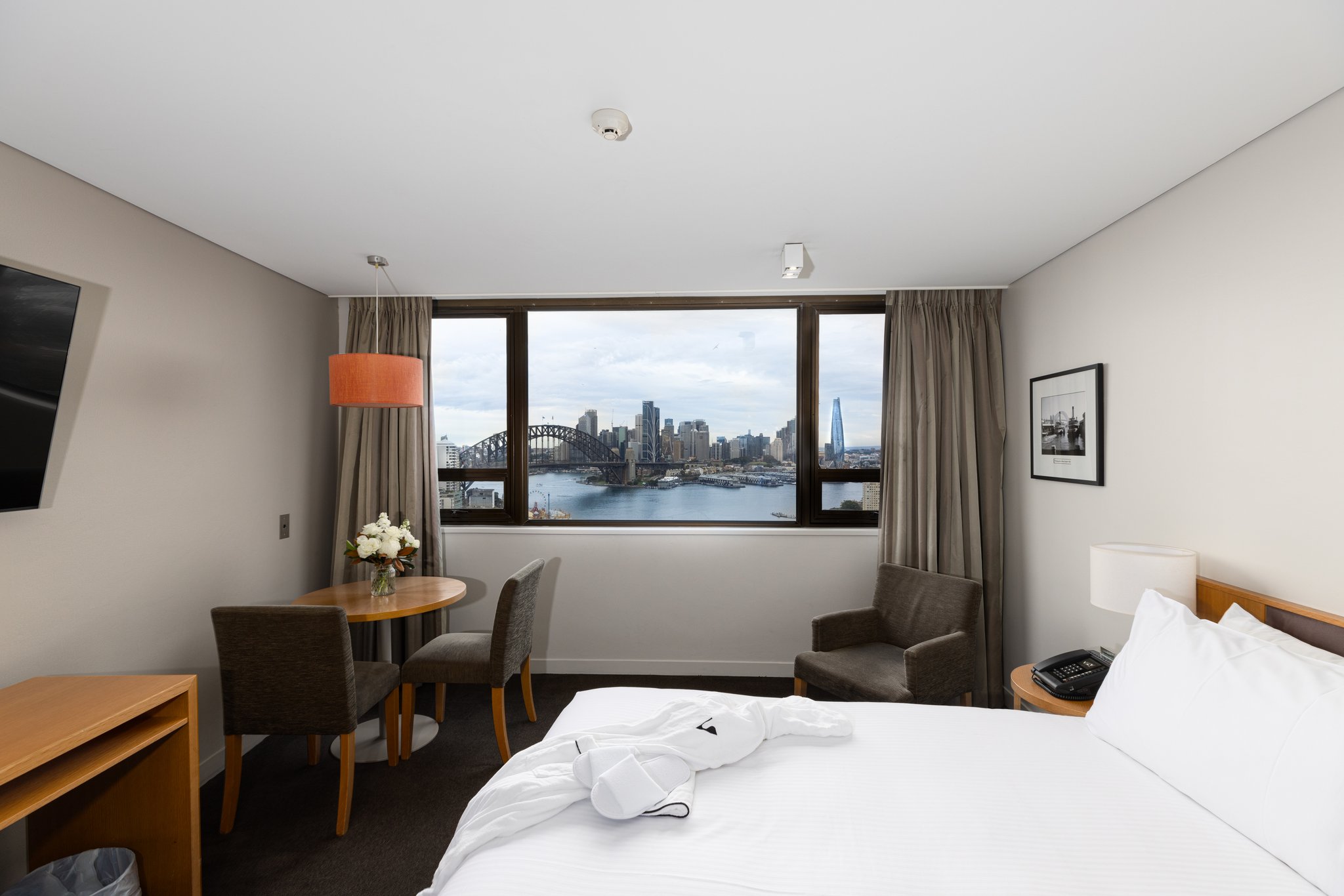 Superior_Harbour_Bridge_King_Room_S