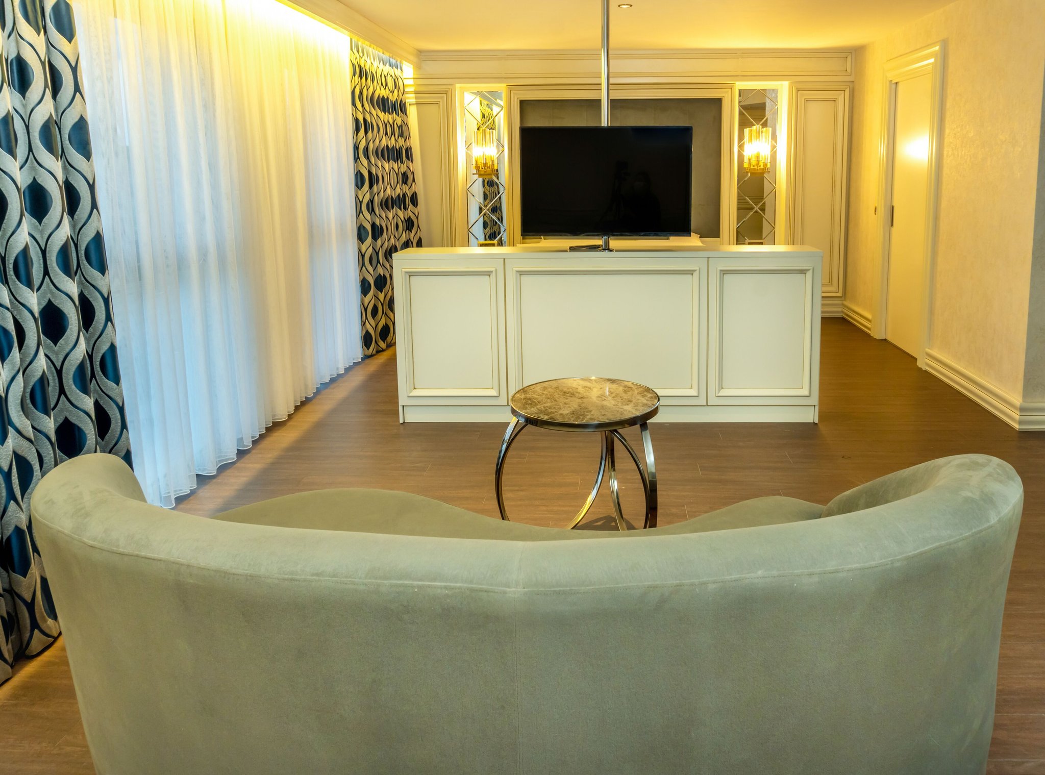 Executive_Suite3_S