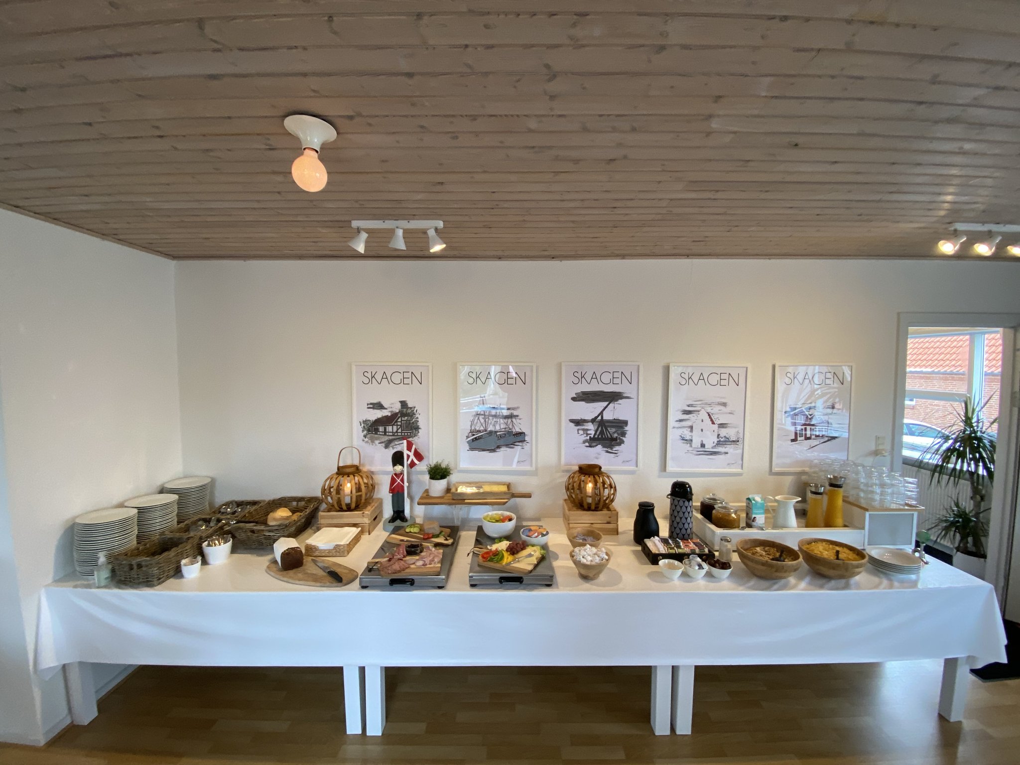 19089_breakfast-buffet-skagen-motel-first-partner-collect_S