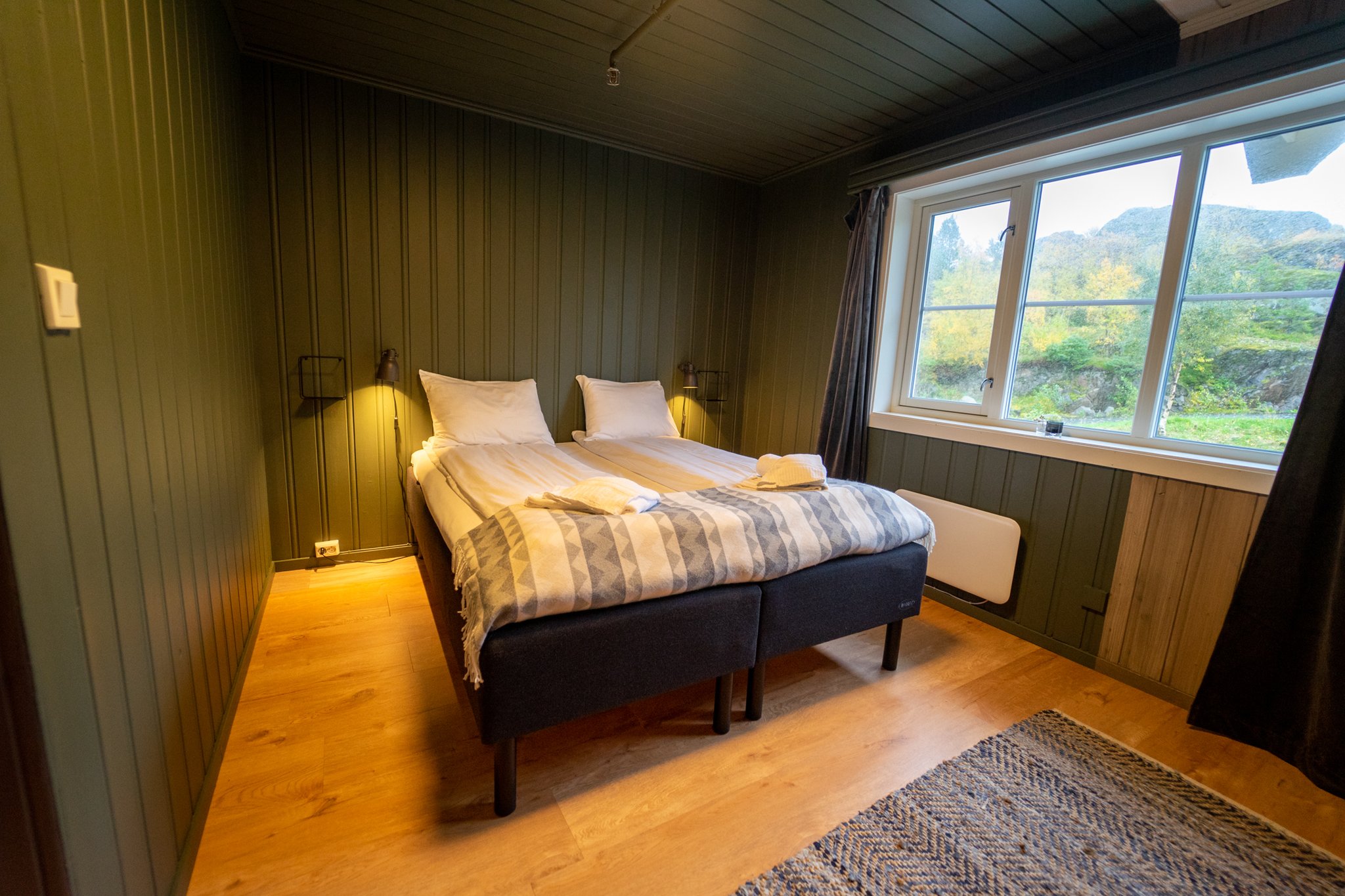 17111_standard-room-skaarungen-by-first-hotels-lofoten-6_S