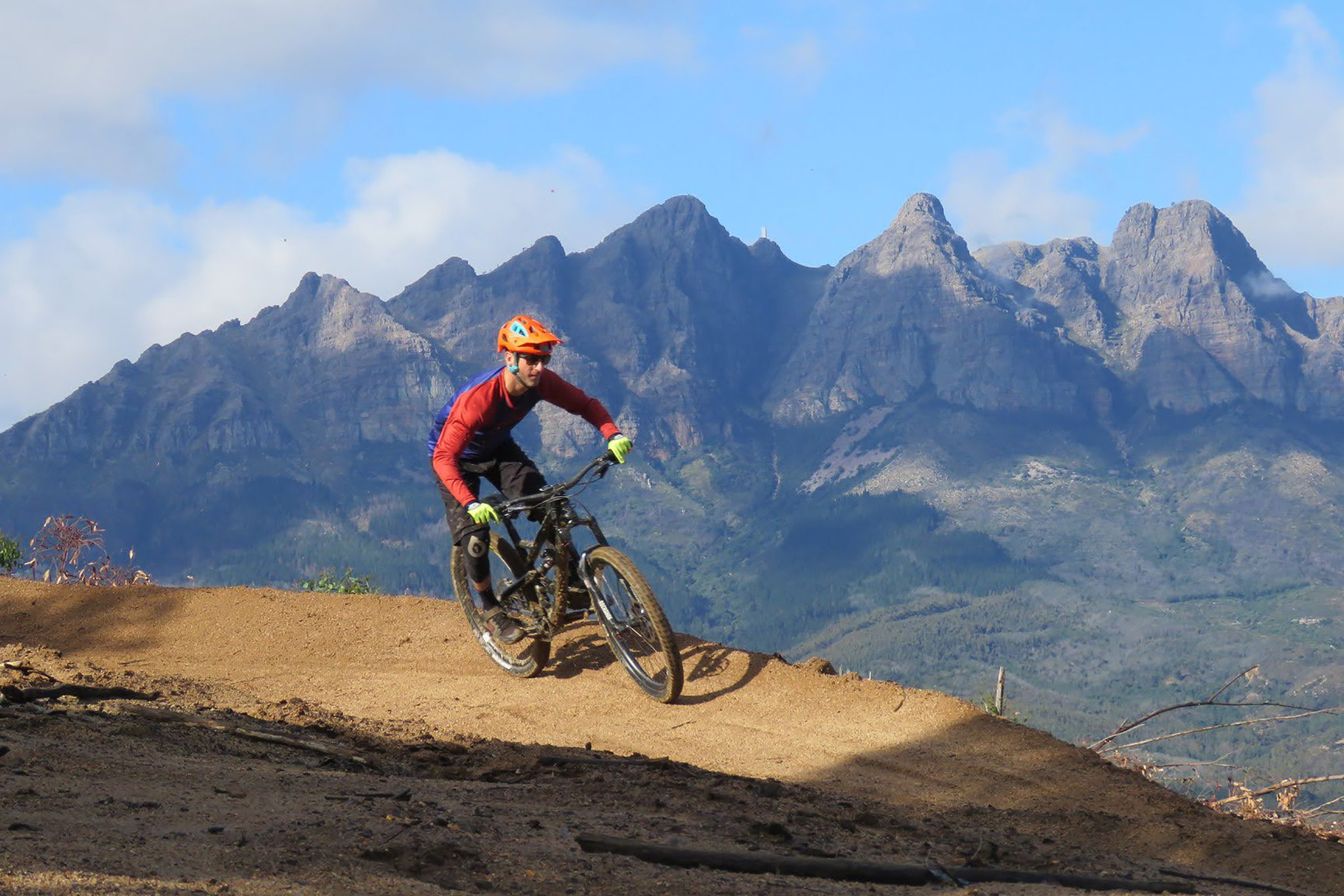 Cyclist_on_mountain_top_S