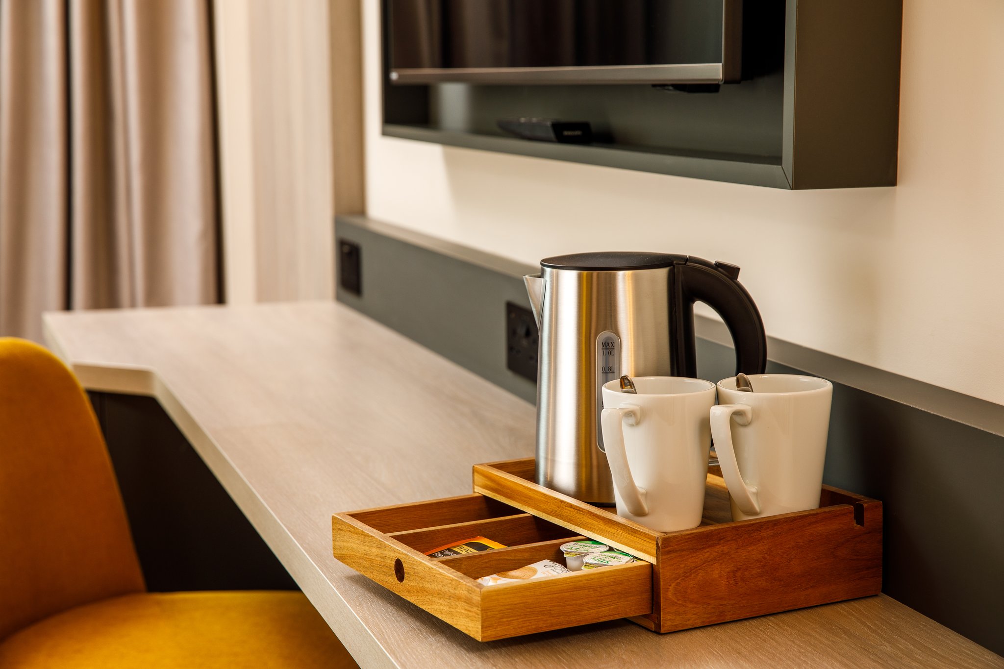 In-room_amenity_S