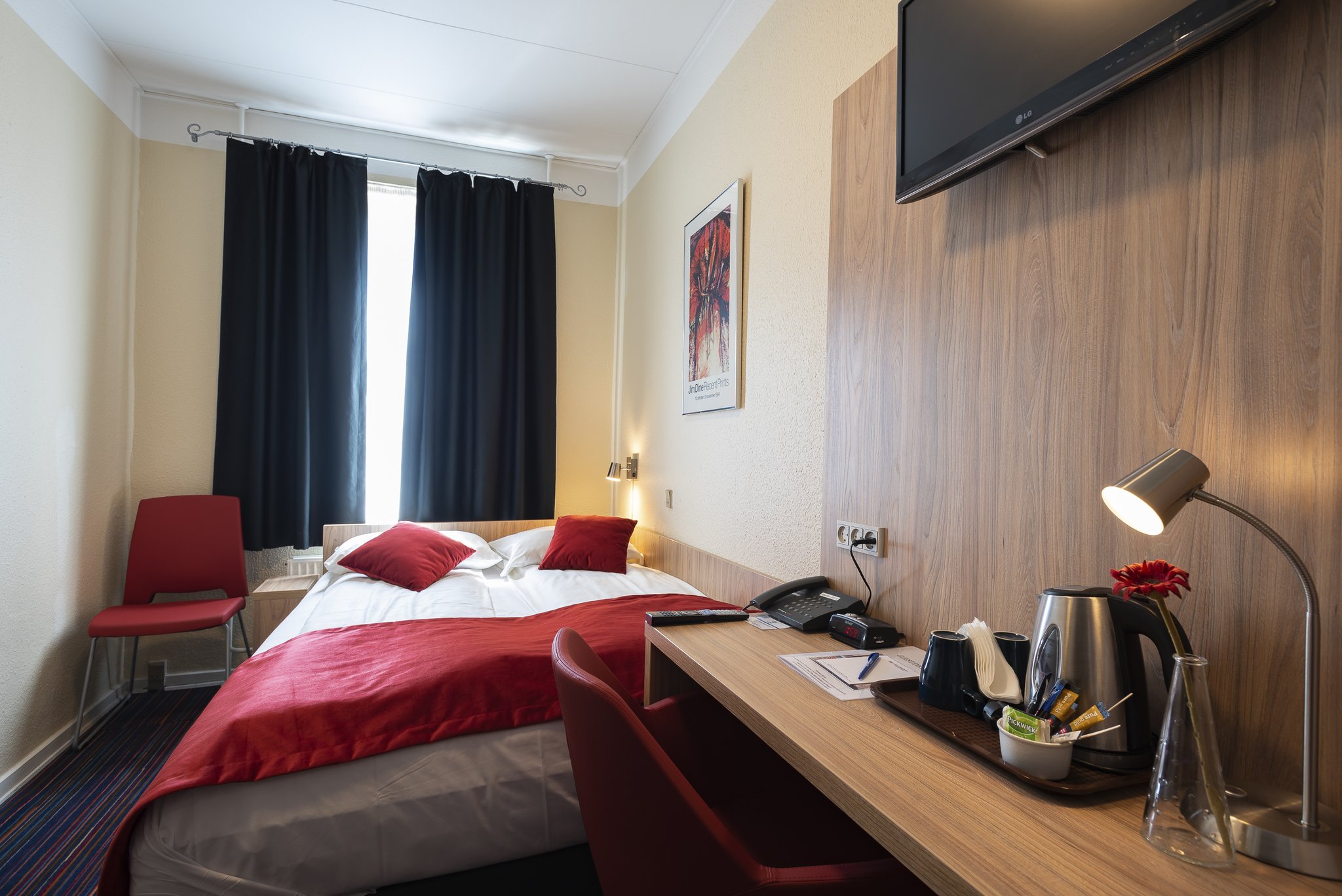 17414_small-double-room-hotel-prinsen-aalborg-by-first-ho_S