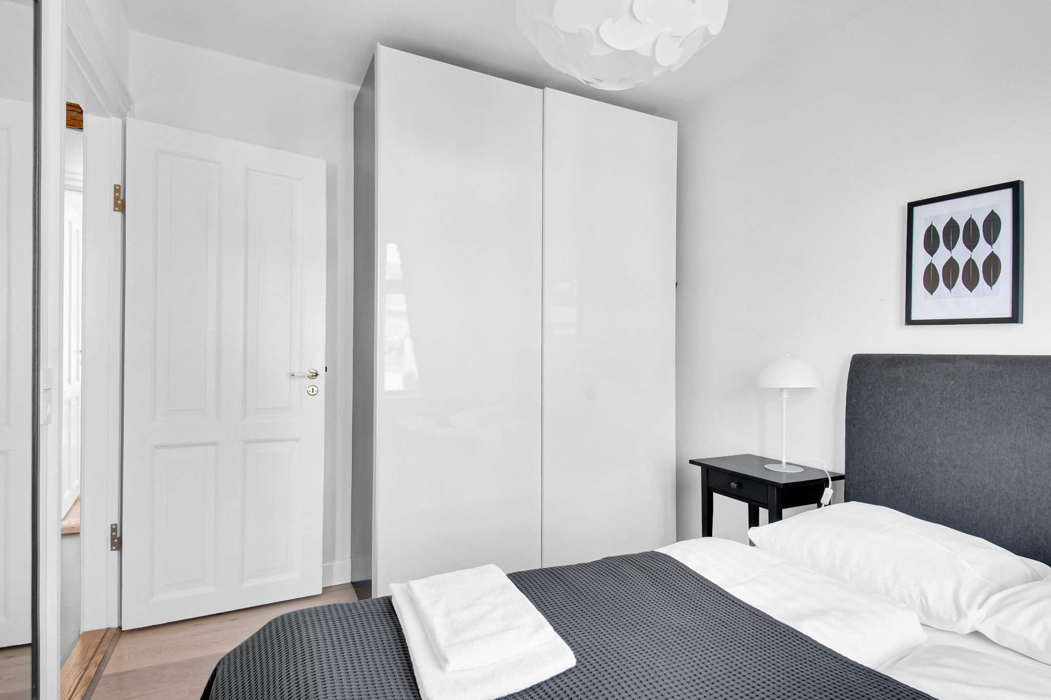 19738_two-room-apartment-vesterbro-sankelmarksgade-first-_S