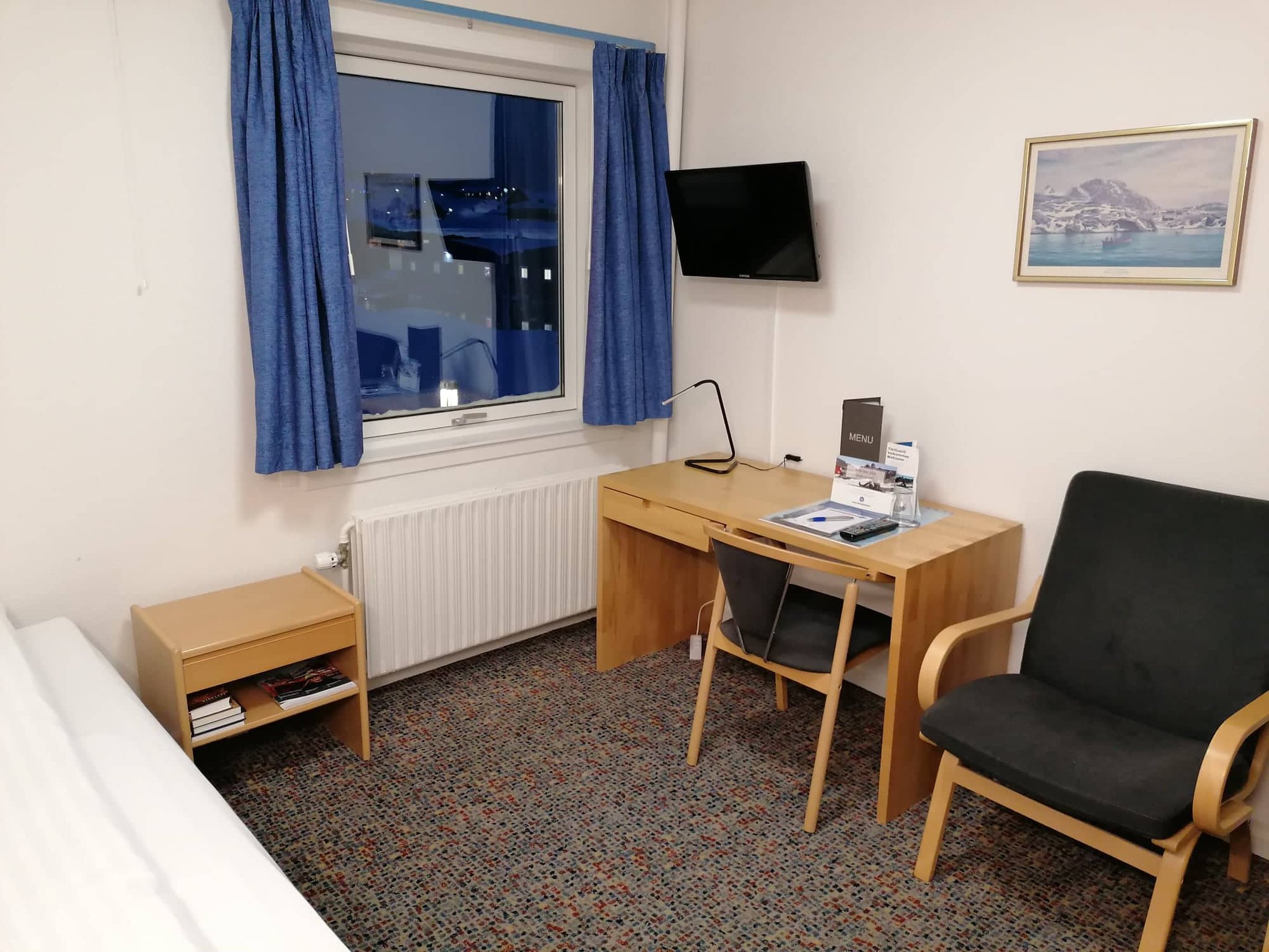 19227_single-room-with-shared-bathroom-hotel-soma-nuuk-fi_S