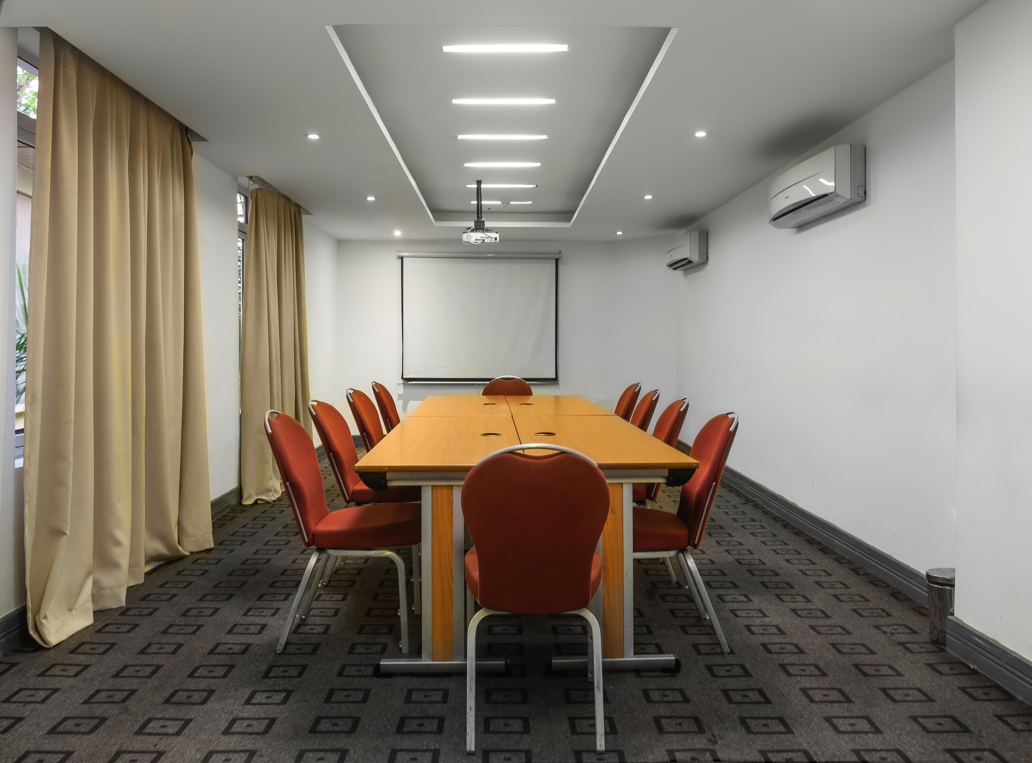 Conference_Room_S