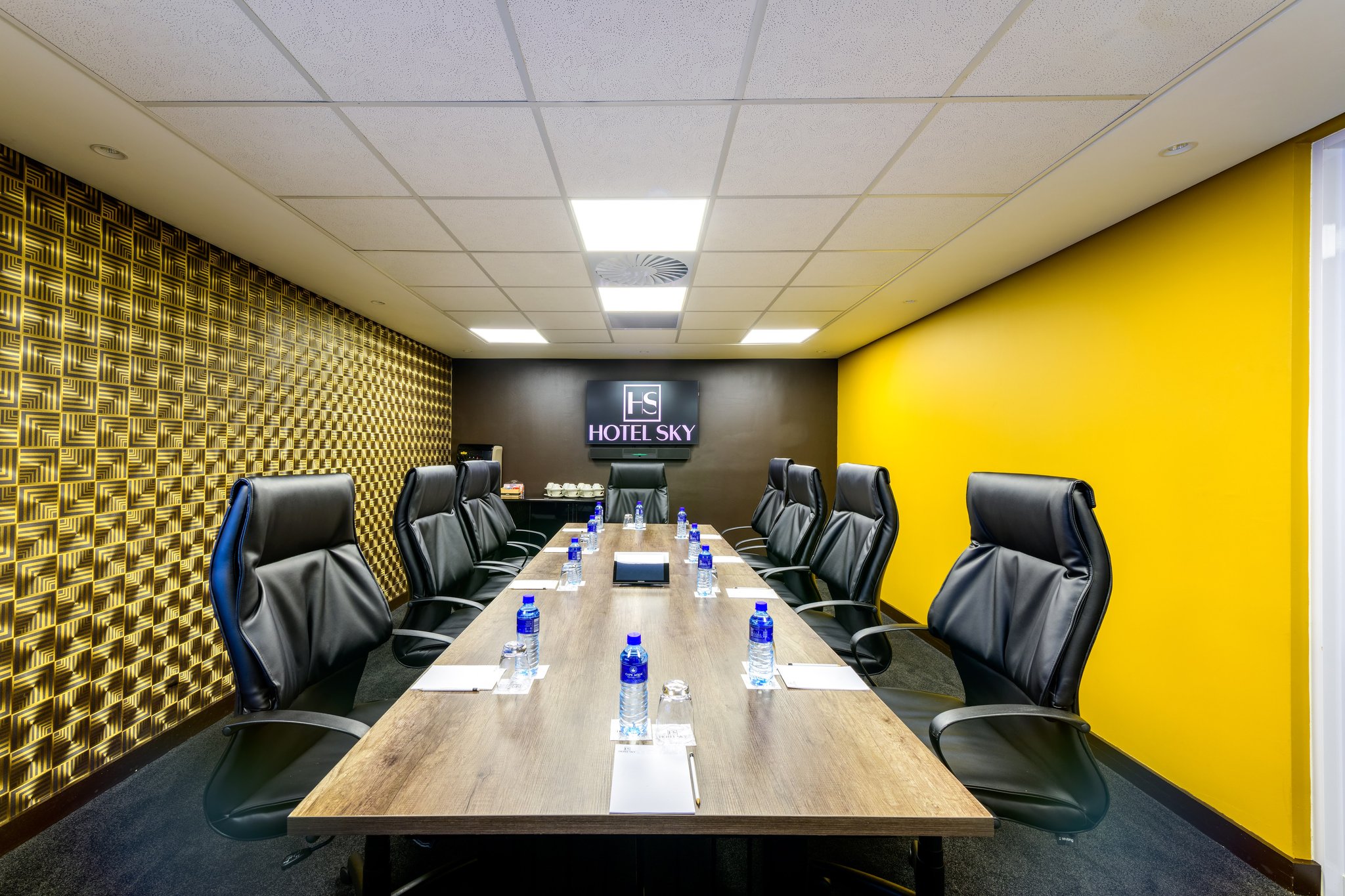 Boardroom_S