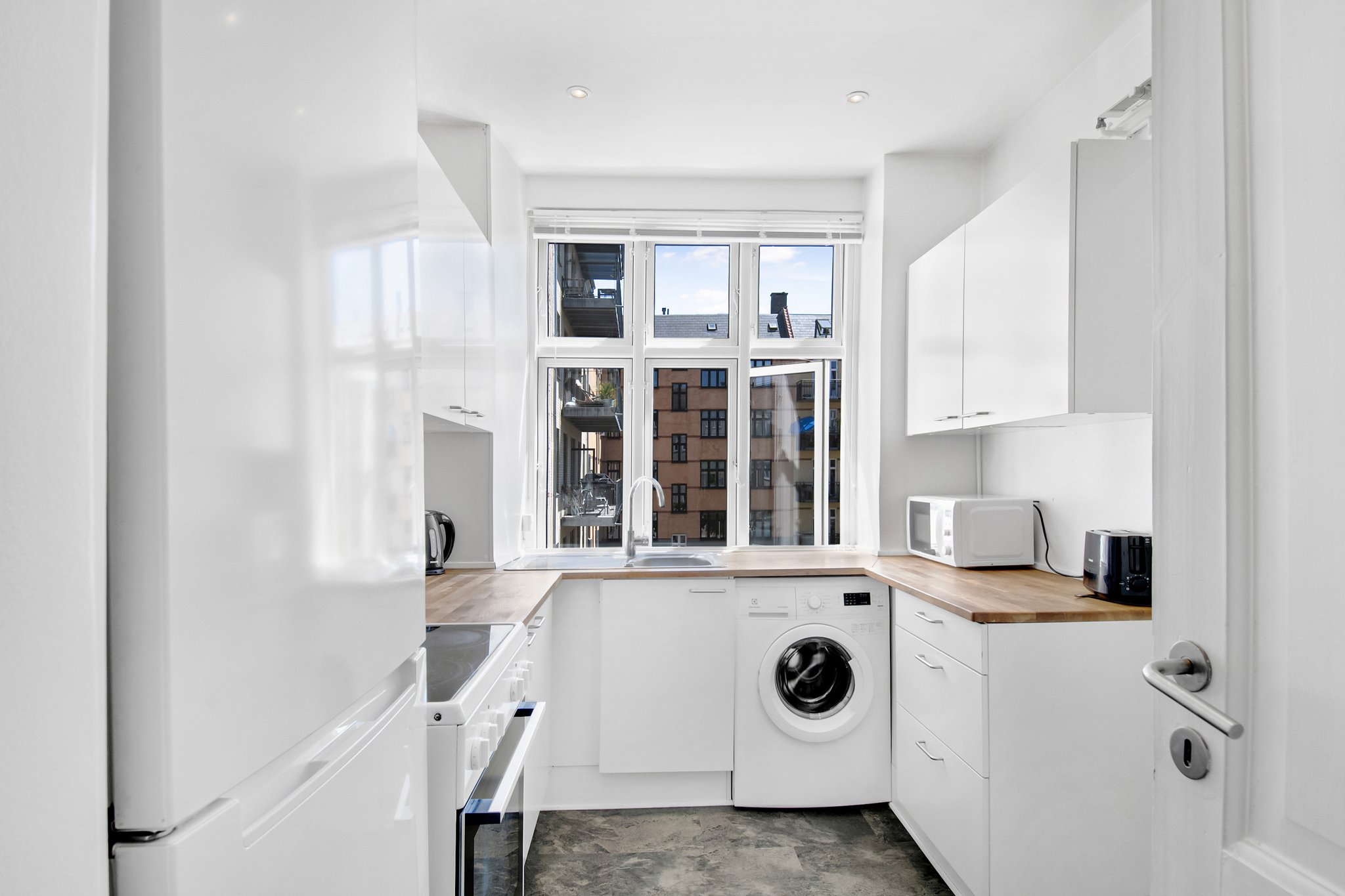 19668_kitchen-three-room-apartment-frederiksberg-bentzons_S