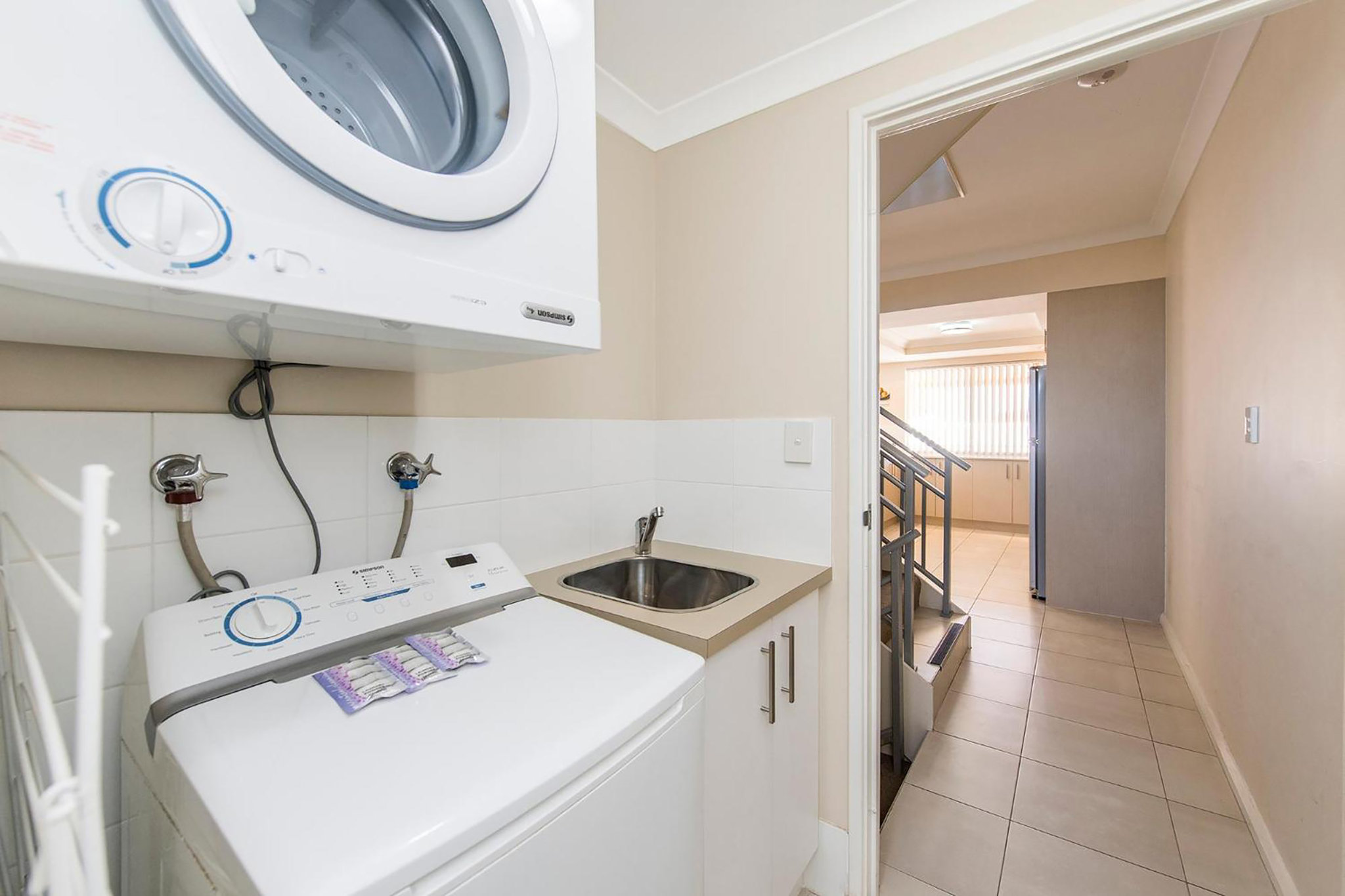 Two_Bedroom_Townhouse_Laundry_S