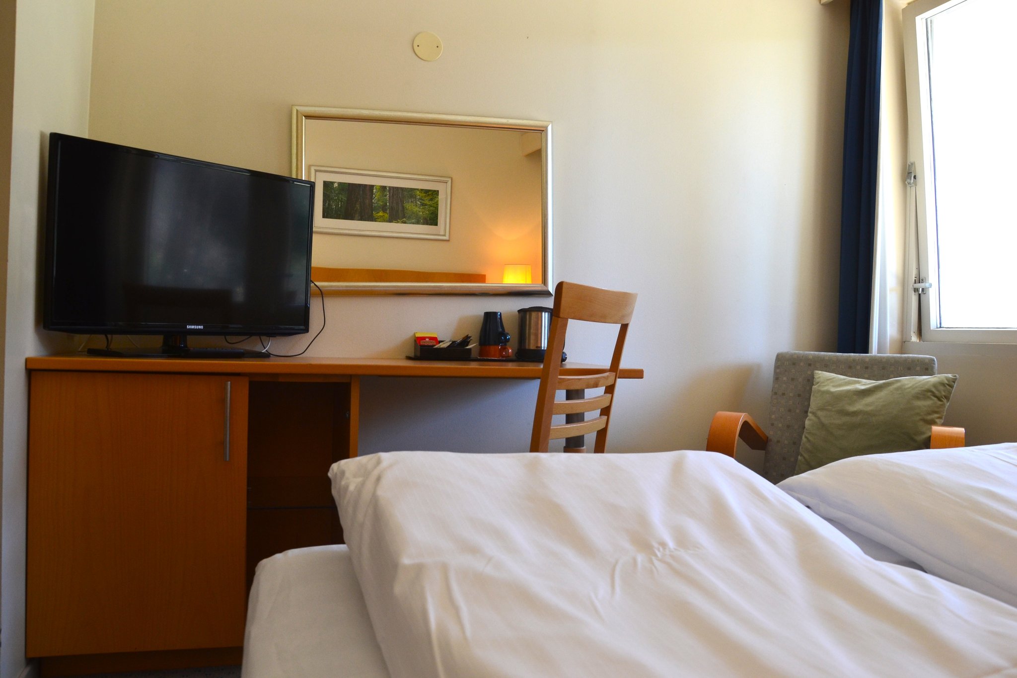 19016_economy-double-room-utsikten-hotell-first-partner-c_S