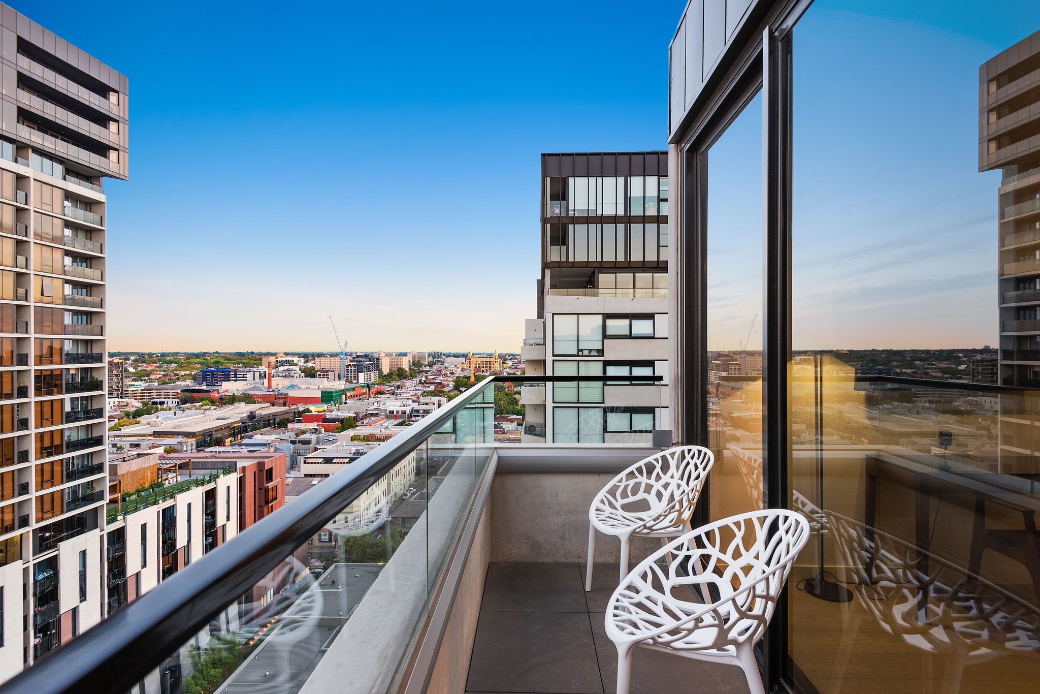 Three_Bedroom_Deluxe_Apartment_Balcony_S