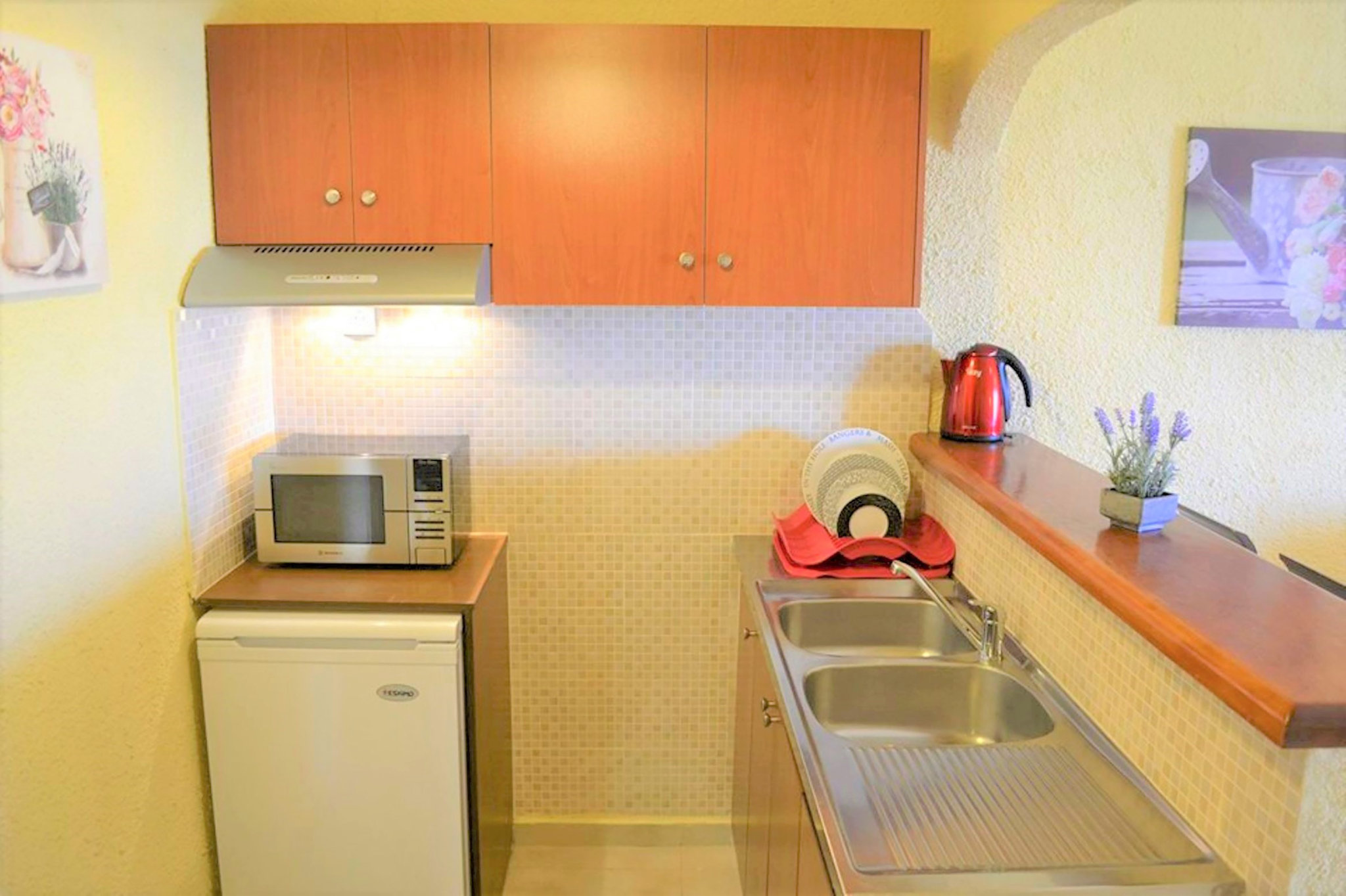 52_Apartment_Kitchen_S