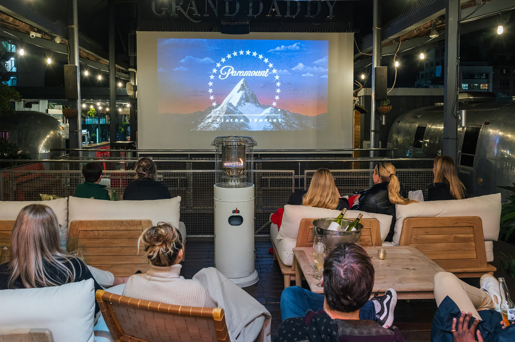 Rooftop_Pink_Flamingo_Open-air_Cinema_S