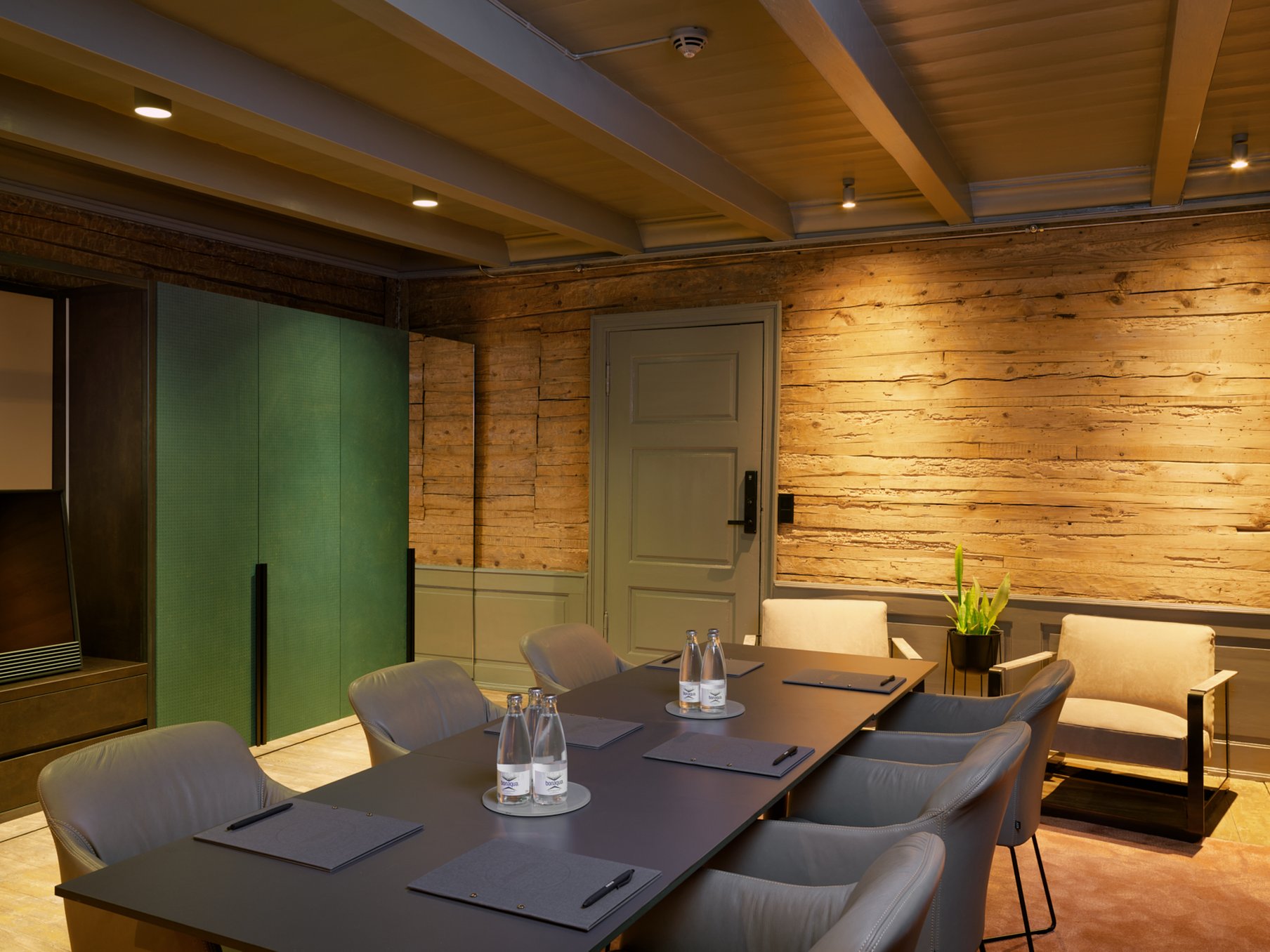 Conference_room_S