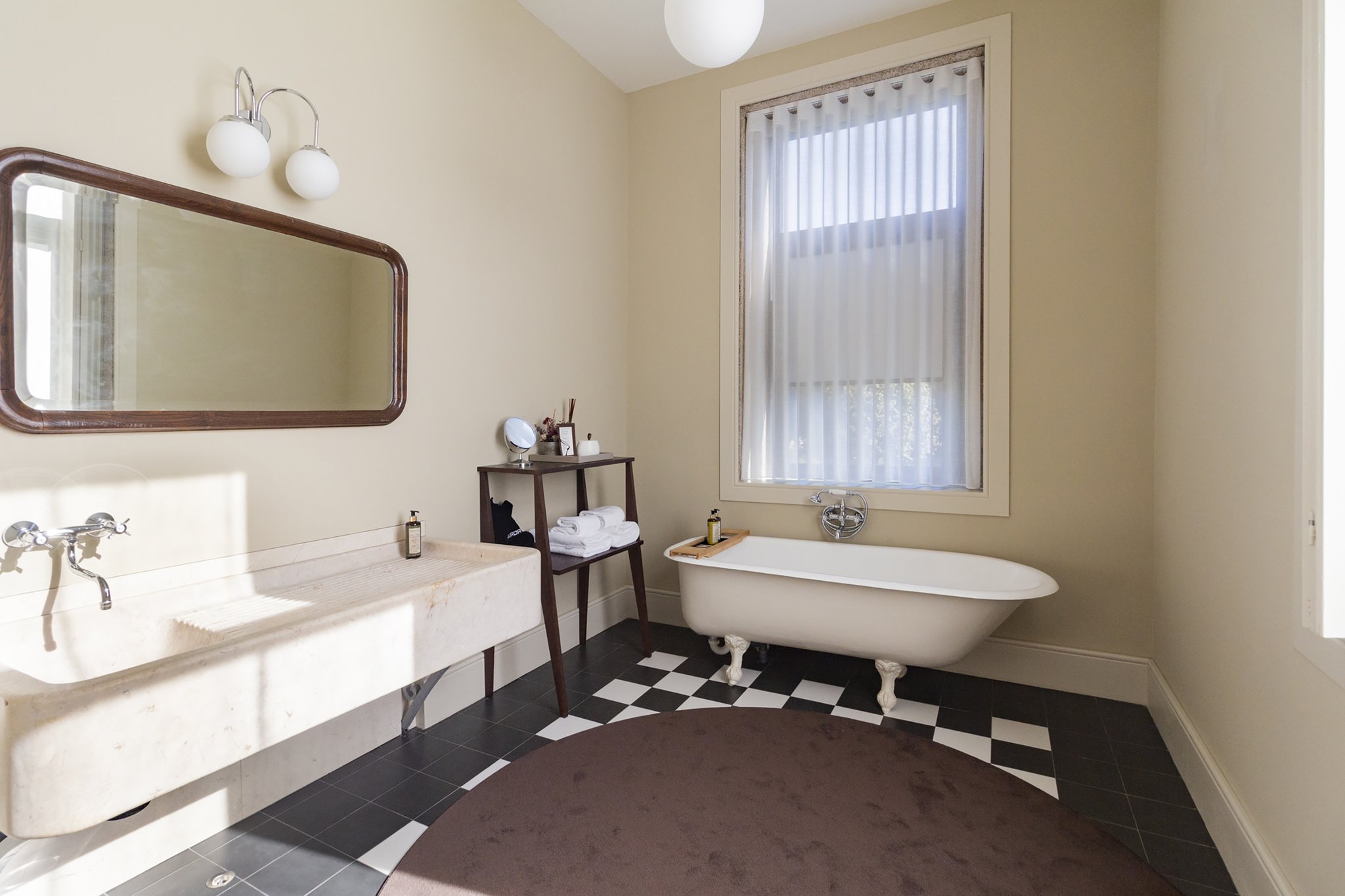 Master_Suite_Bathroom_S