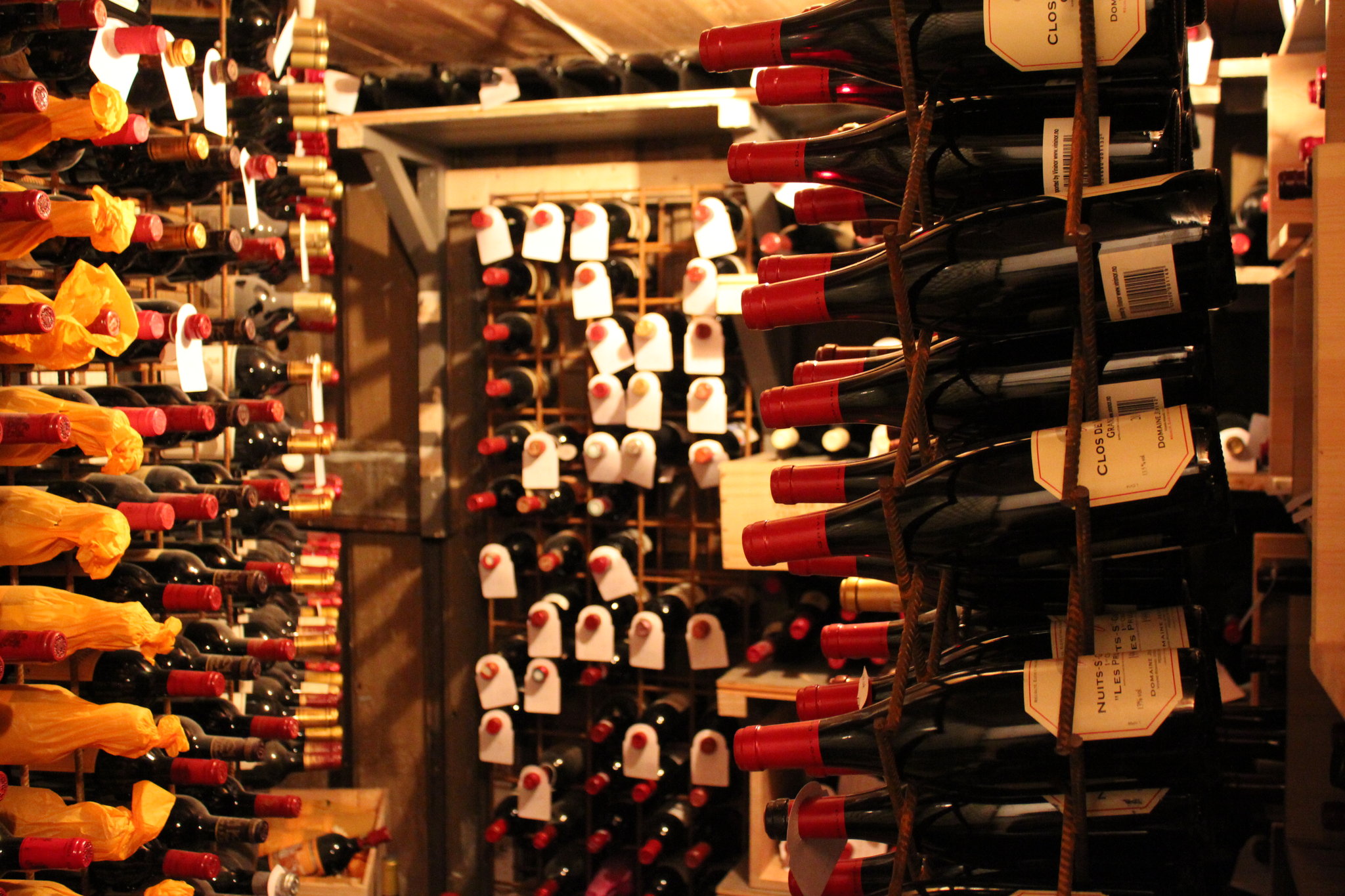 Wine_cellar_S