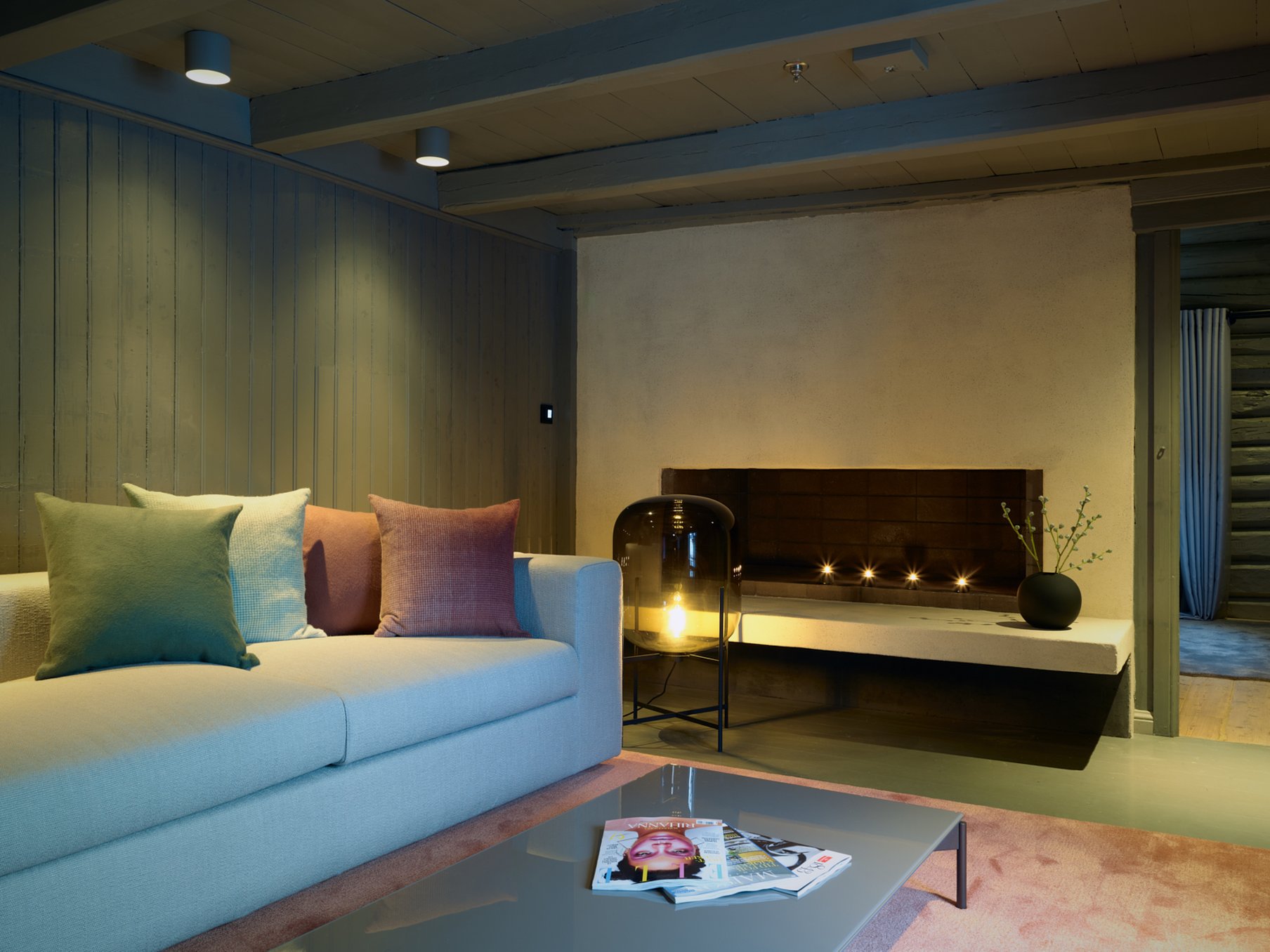 Delux_double_room_2_S