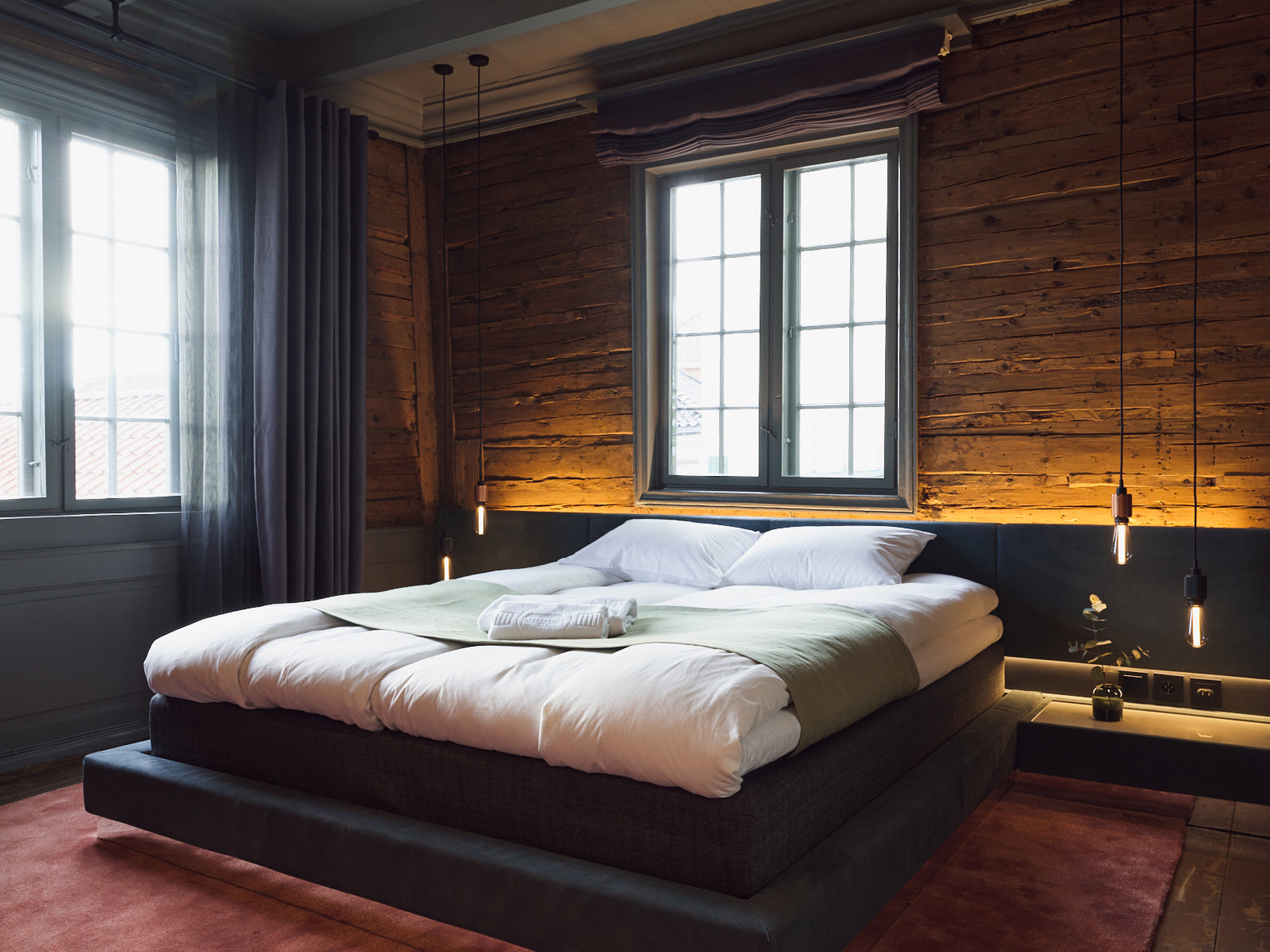 Deluxe_double_room_S