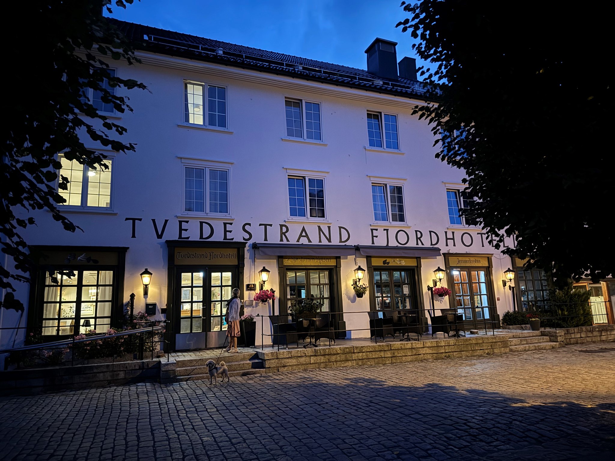 Tvedestrand_Fjordhotel_S