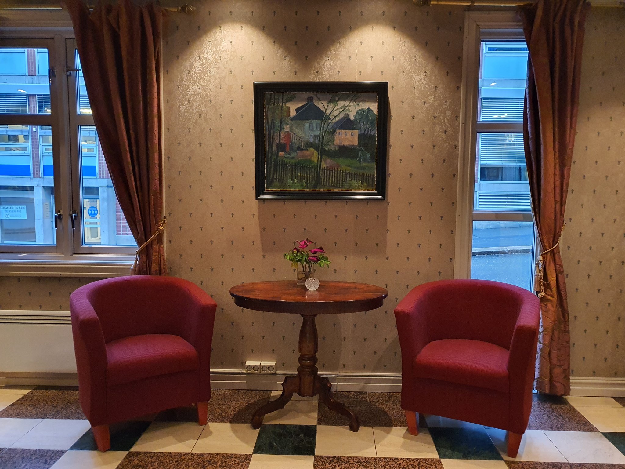 Lobby-08_S