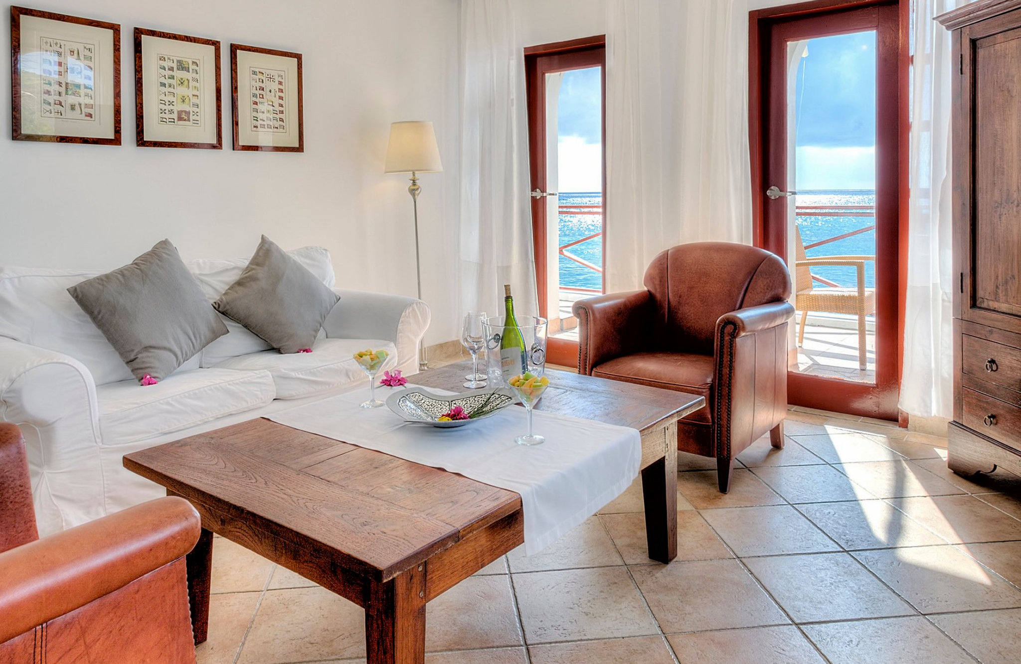 Old_Gin_House_Ocean_Front_Suite_Key_Hotels_S