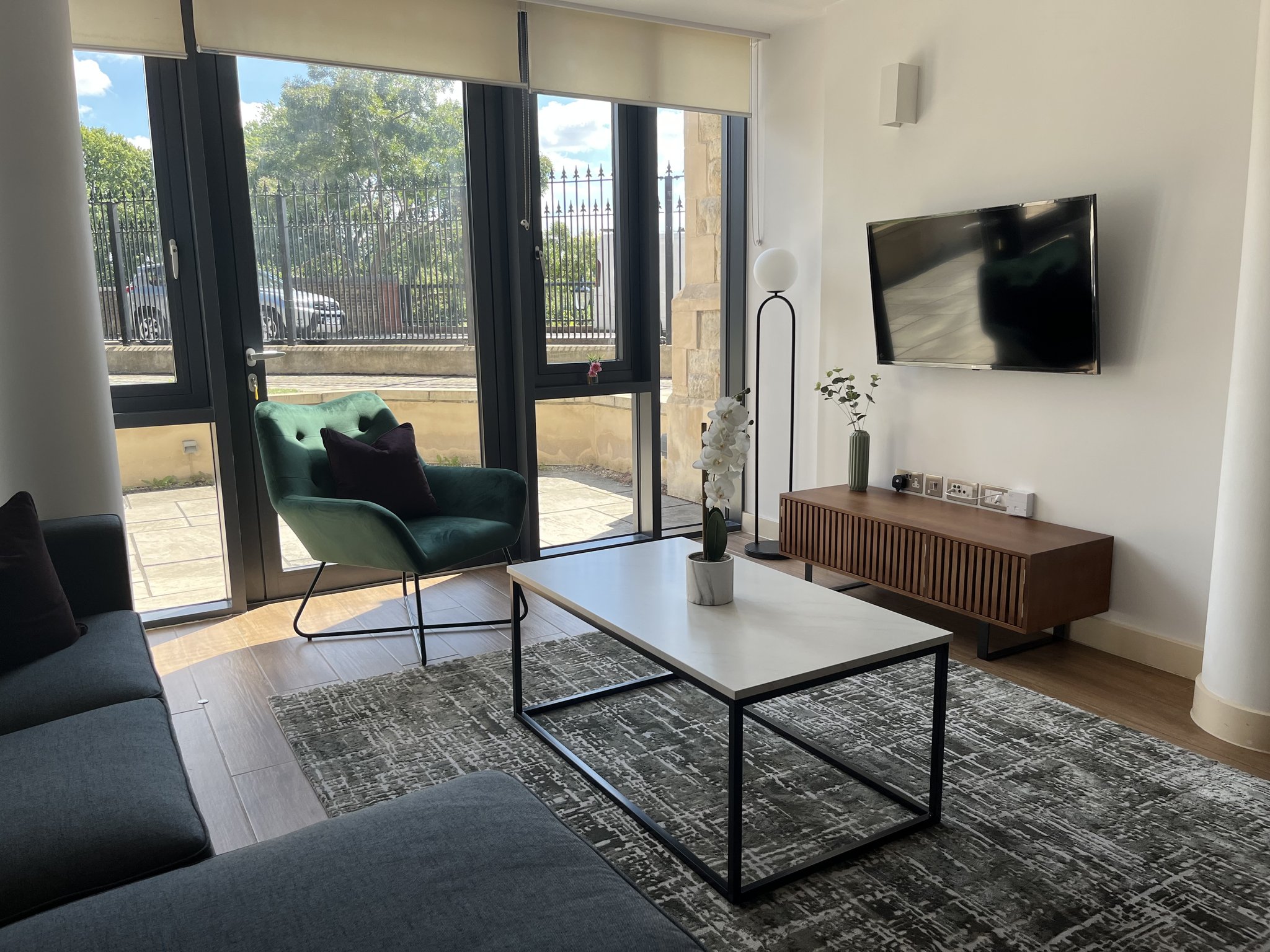 Three_Bed_Apartment9_S
