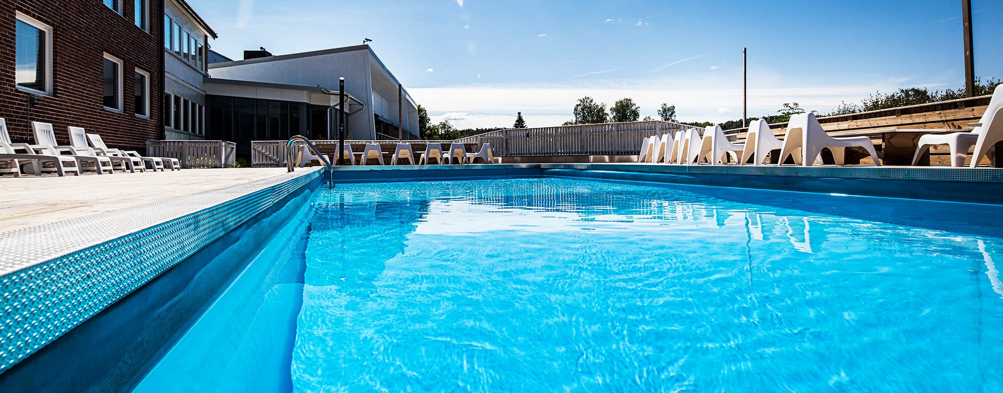 Pool-02_S