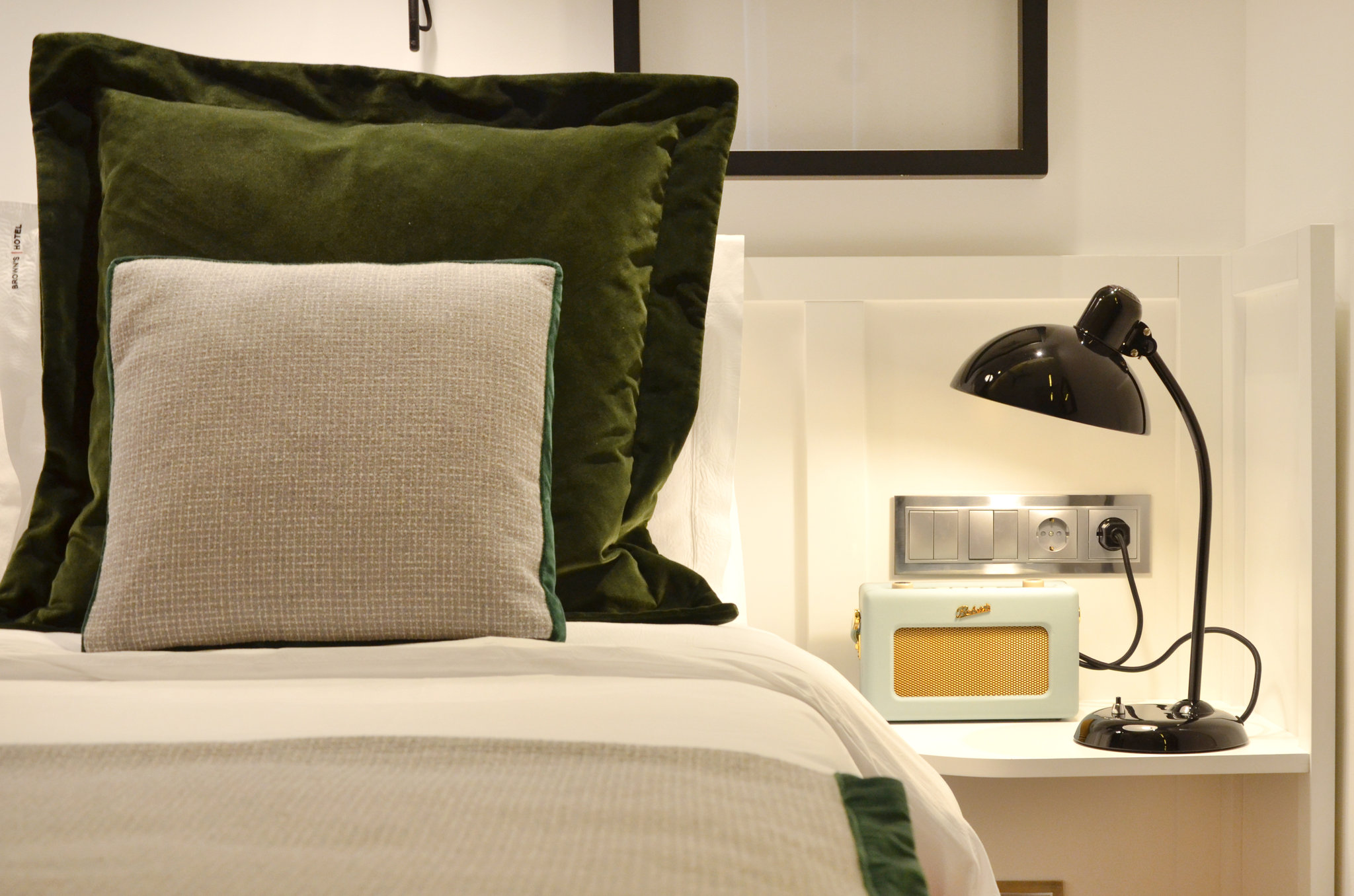 Mansard_Room9_S