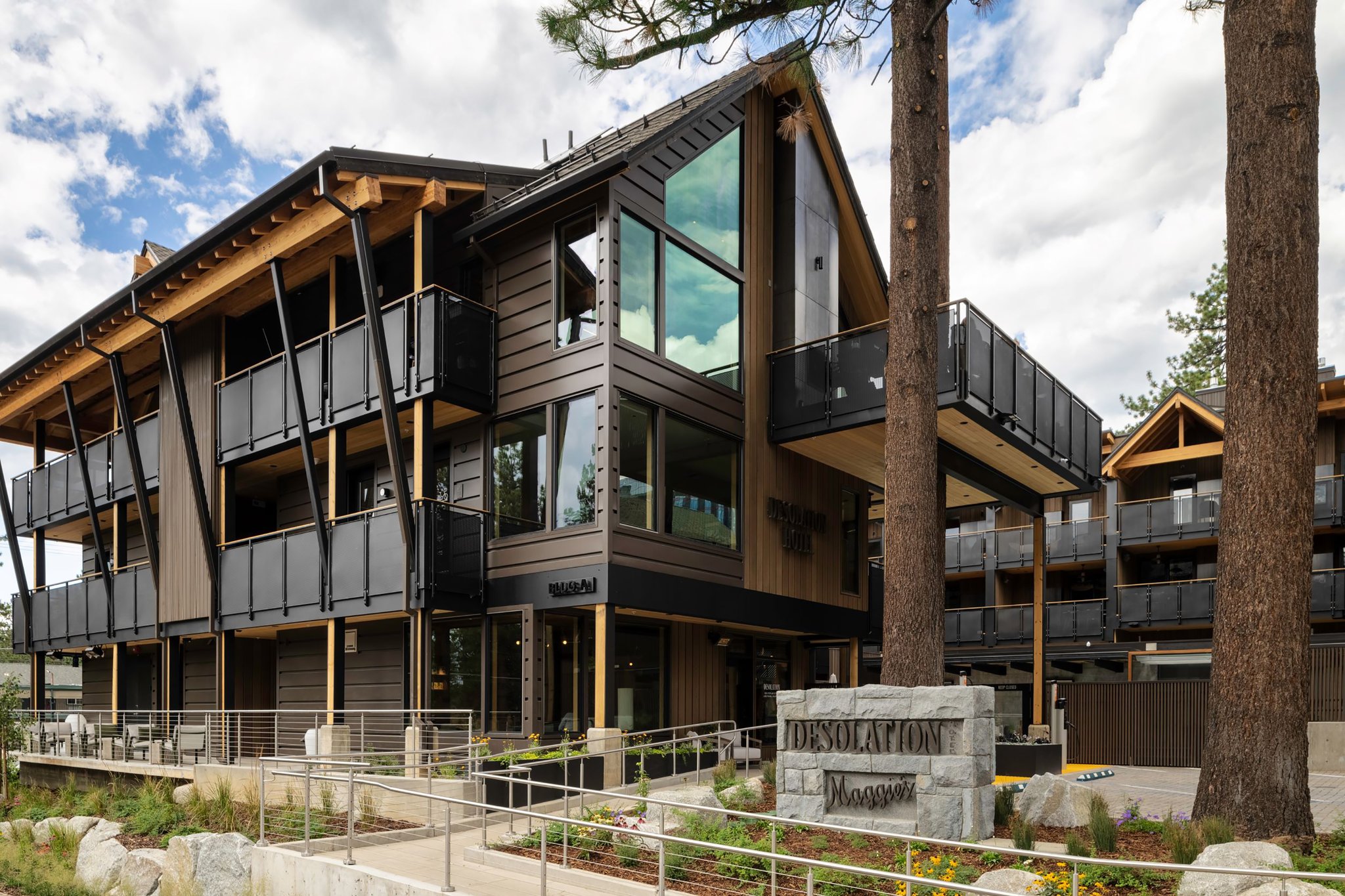 Exterior_S