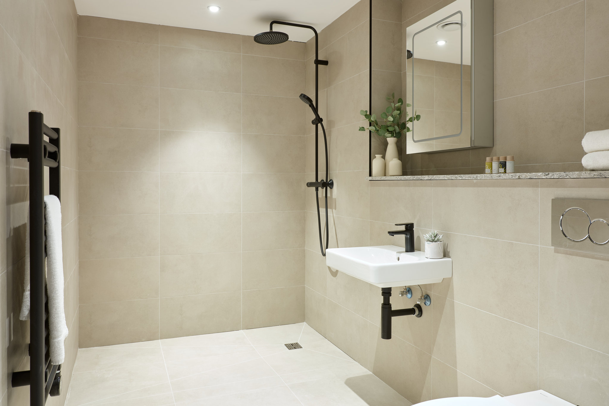 One_Bed_Apartment_Bathroom_S