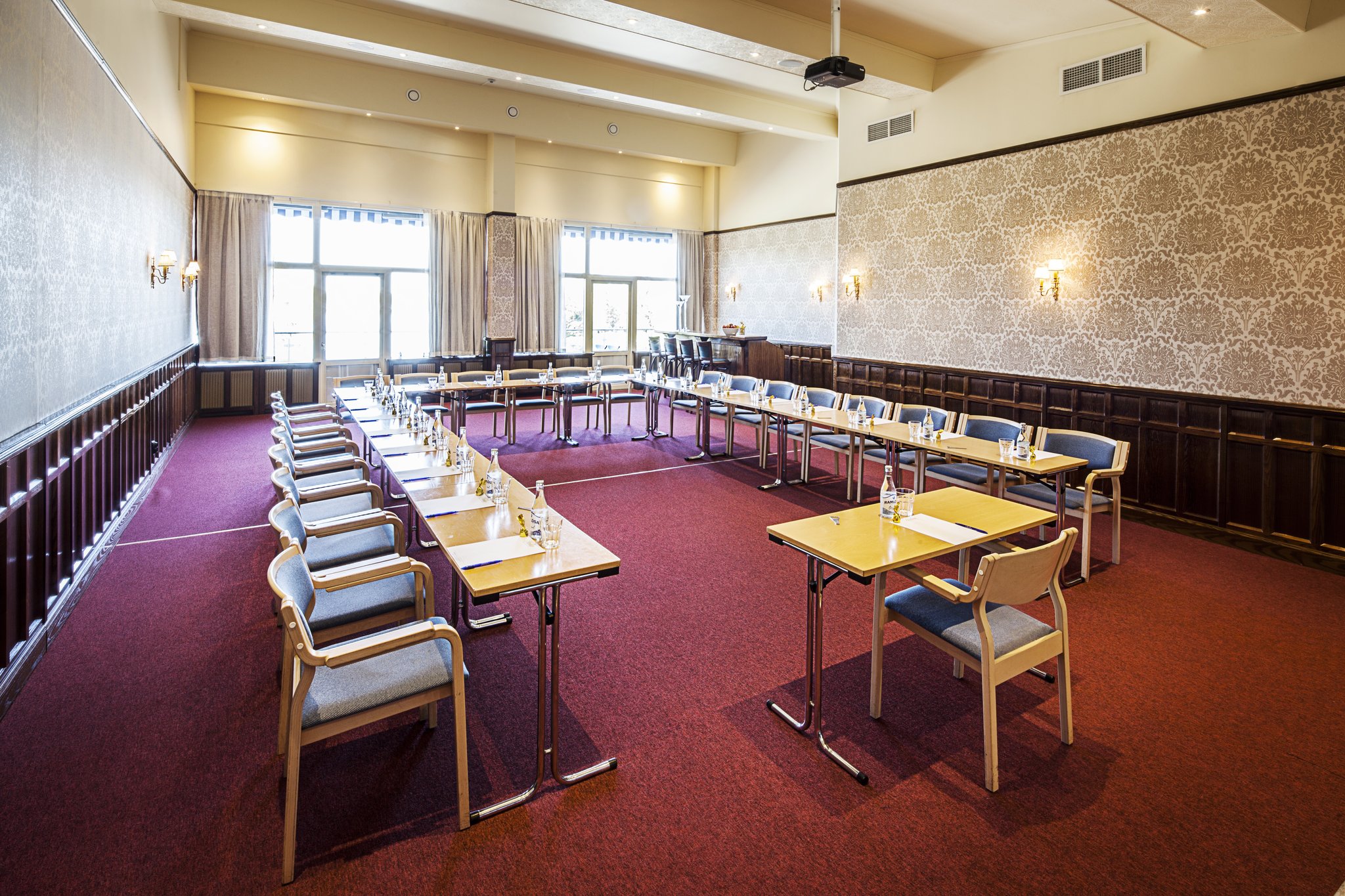 conference-02_S