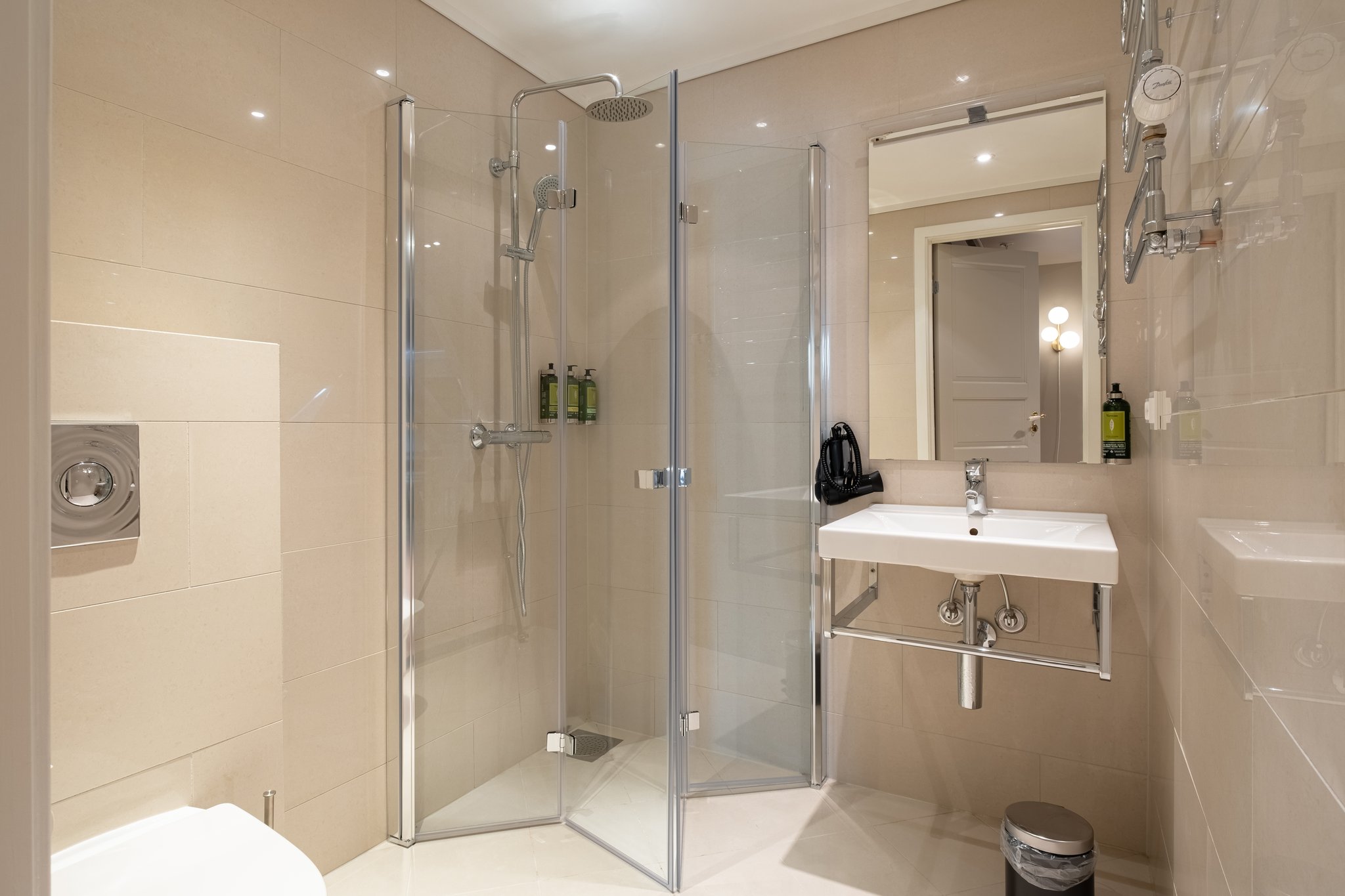 Loft_Suite_(9)_S