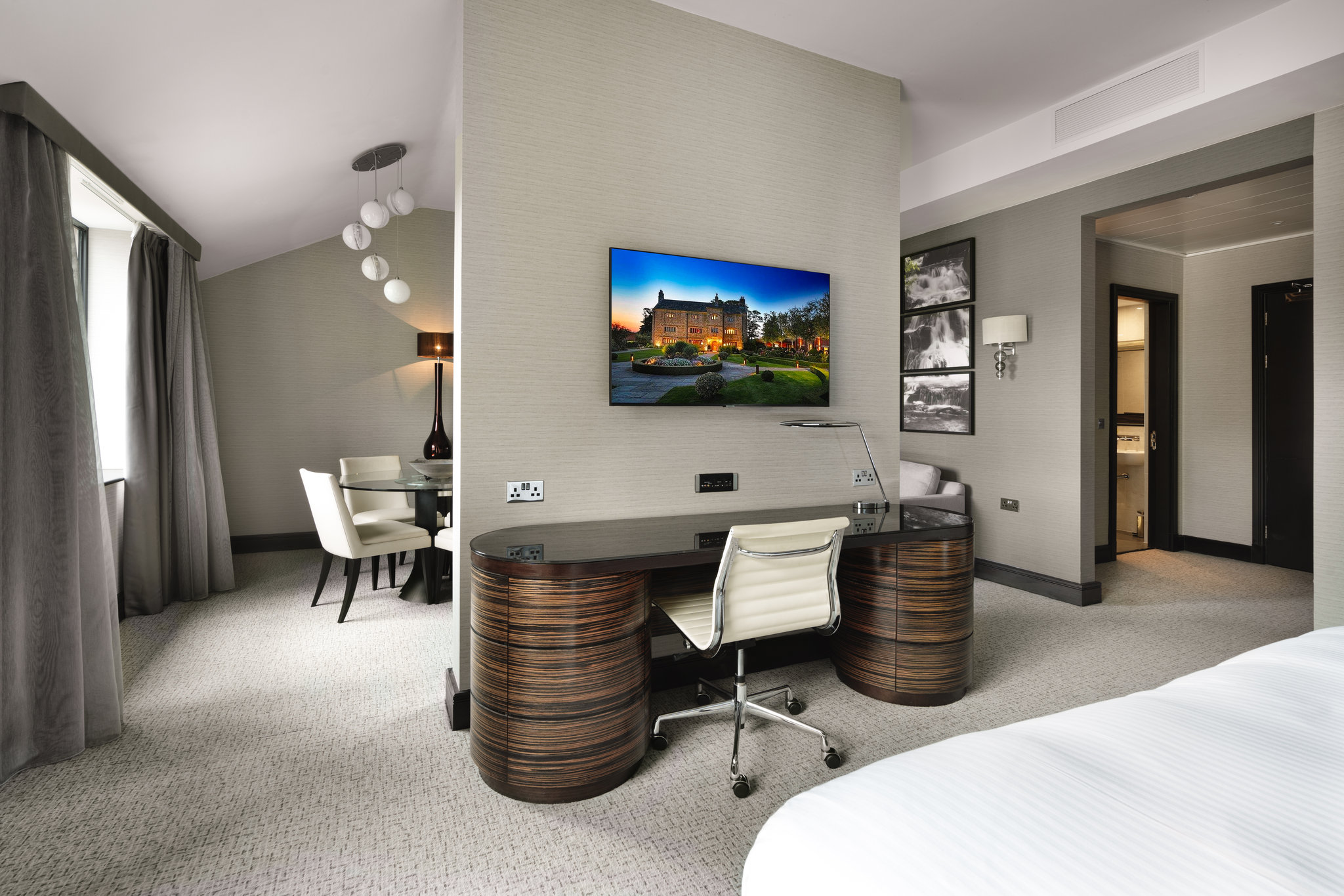Woodlands_Room_S