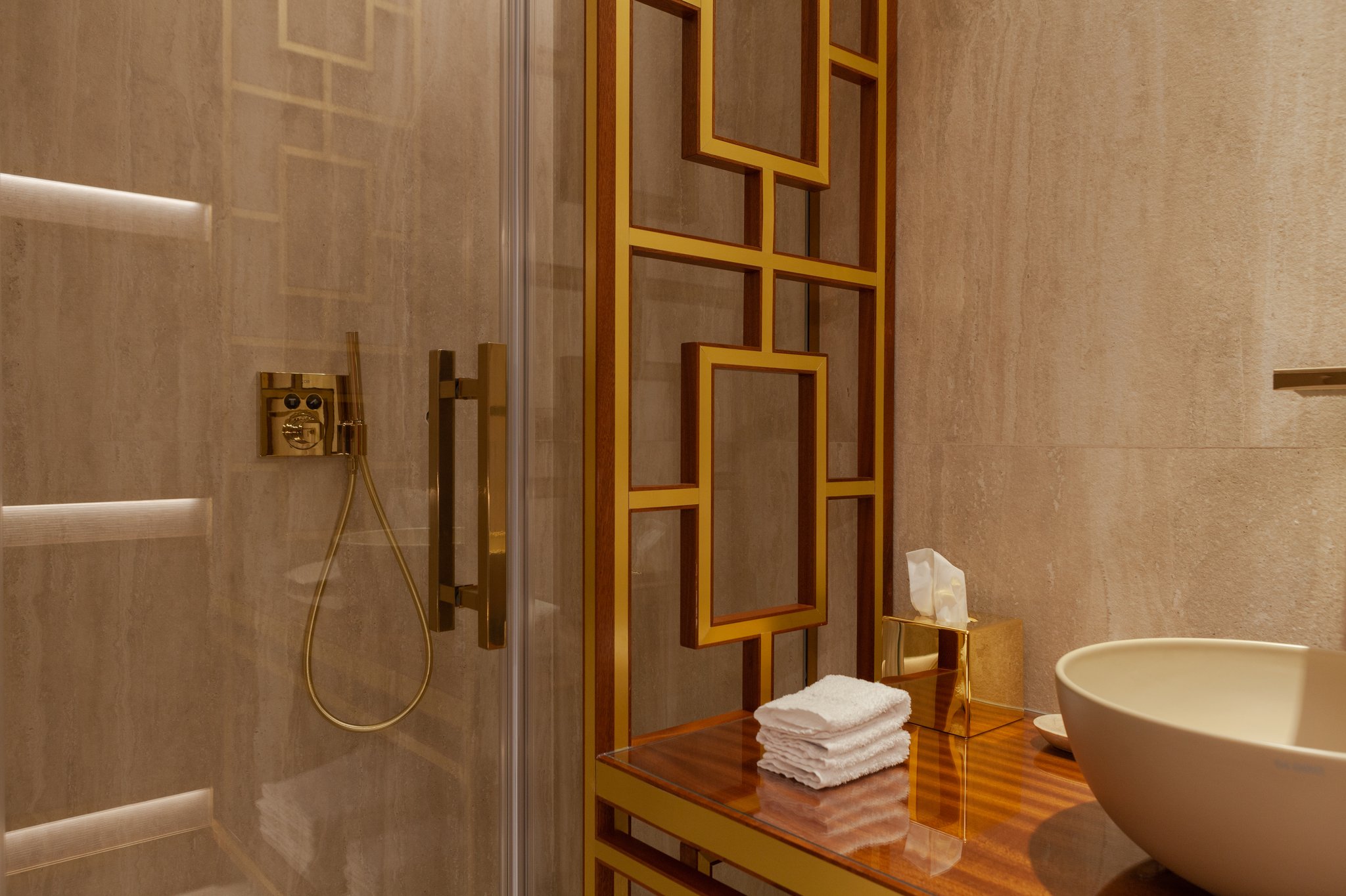 Standard_Bathroom_S