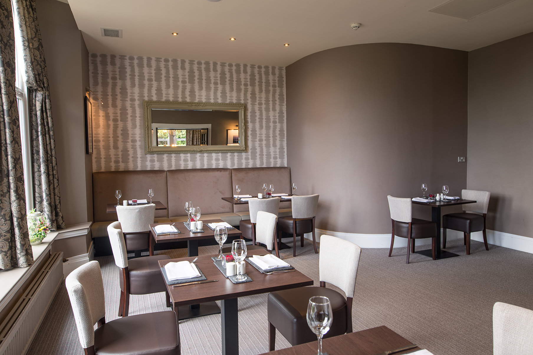 Restaurant_Corner_S