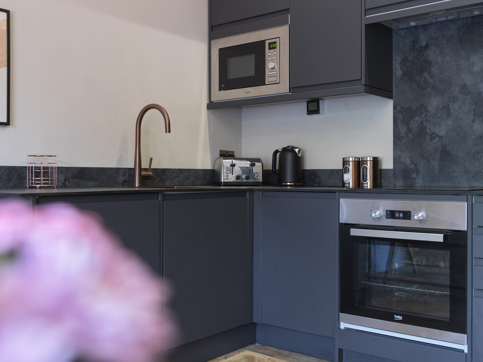 Two_Bed_Bunk_Apartment_Kitchen_S
