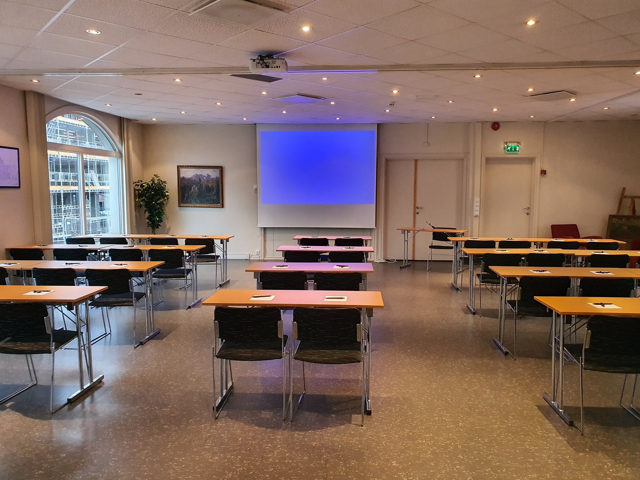 Conference-01_S