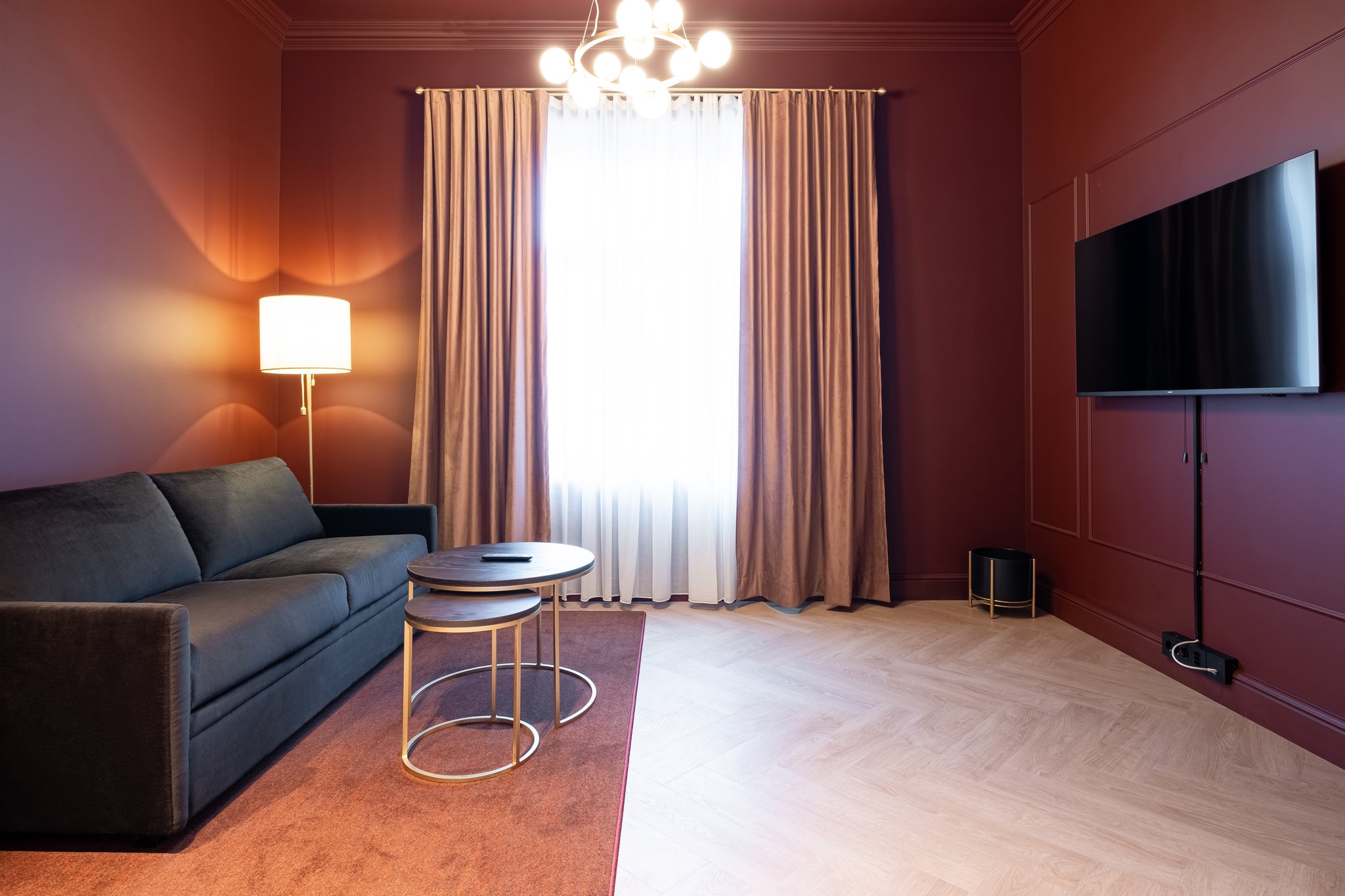 Suite_(2)_S